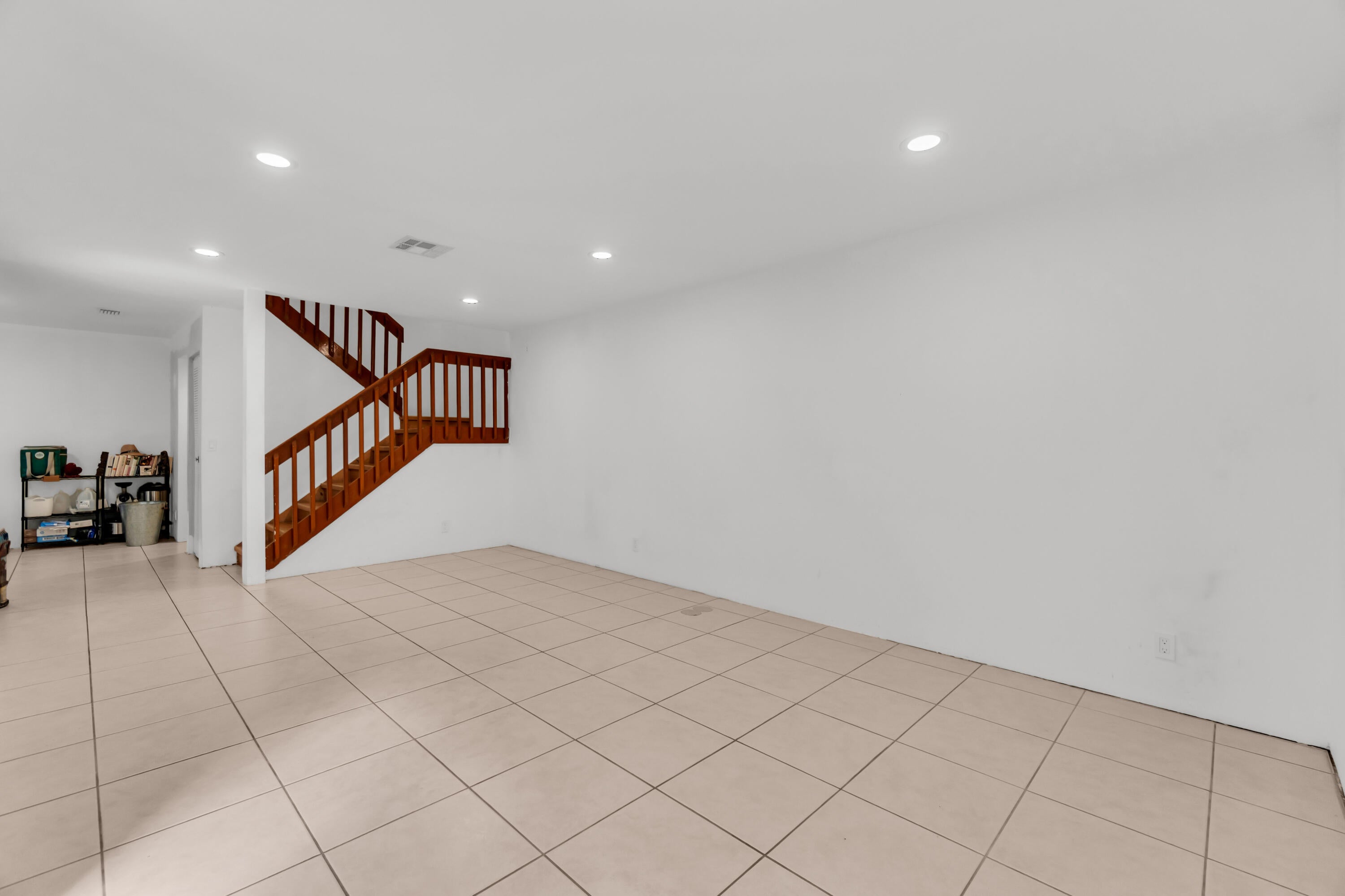 2517 NW 99th Avenue