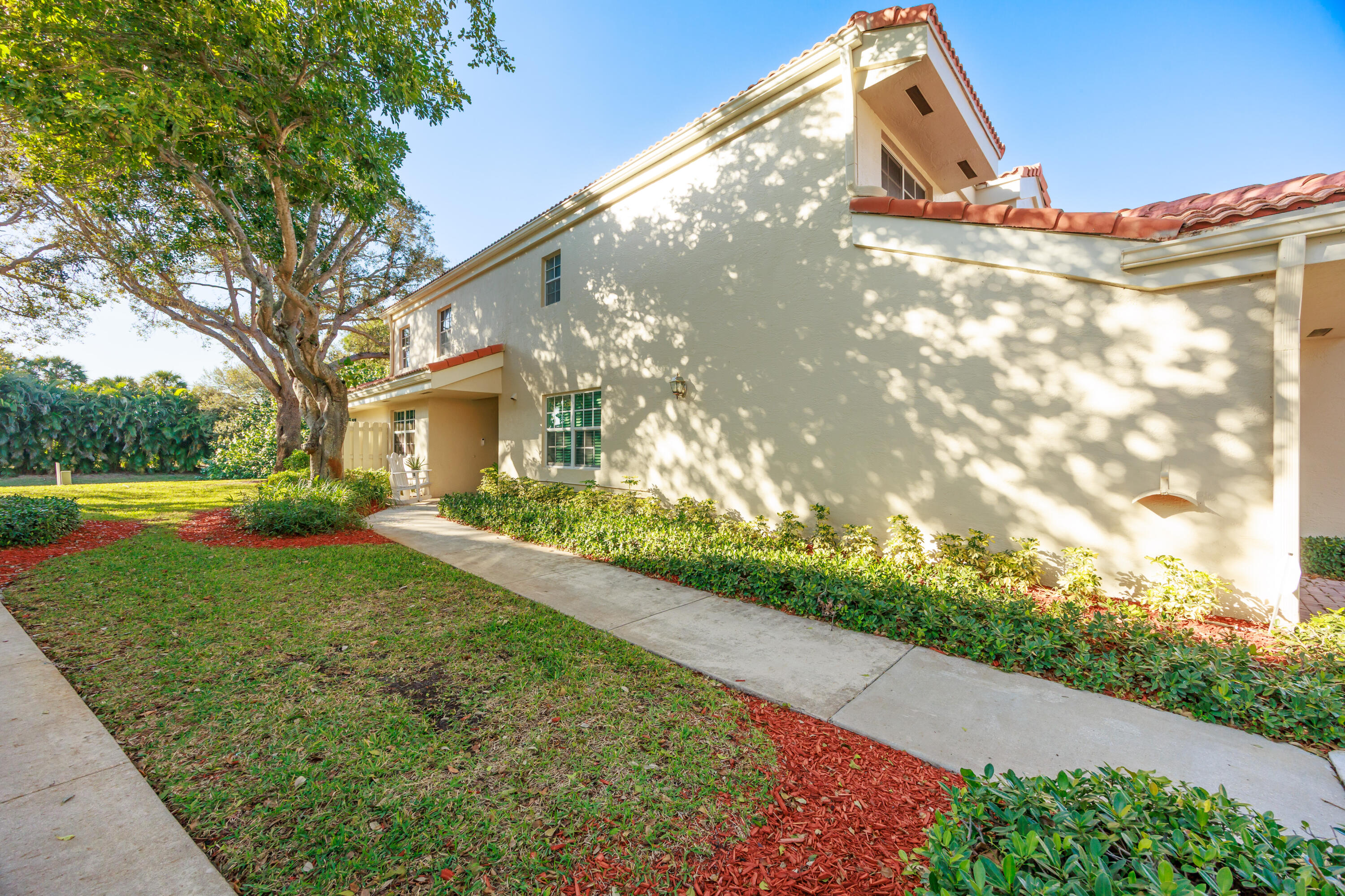 FAIRWAYS AT SOMERSET CONDO - Residential