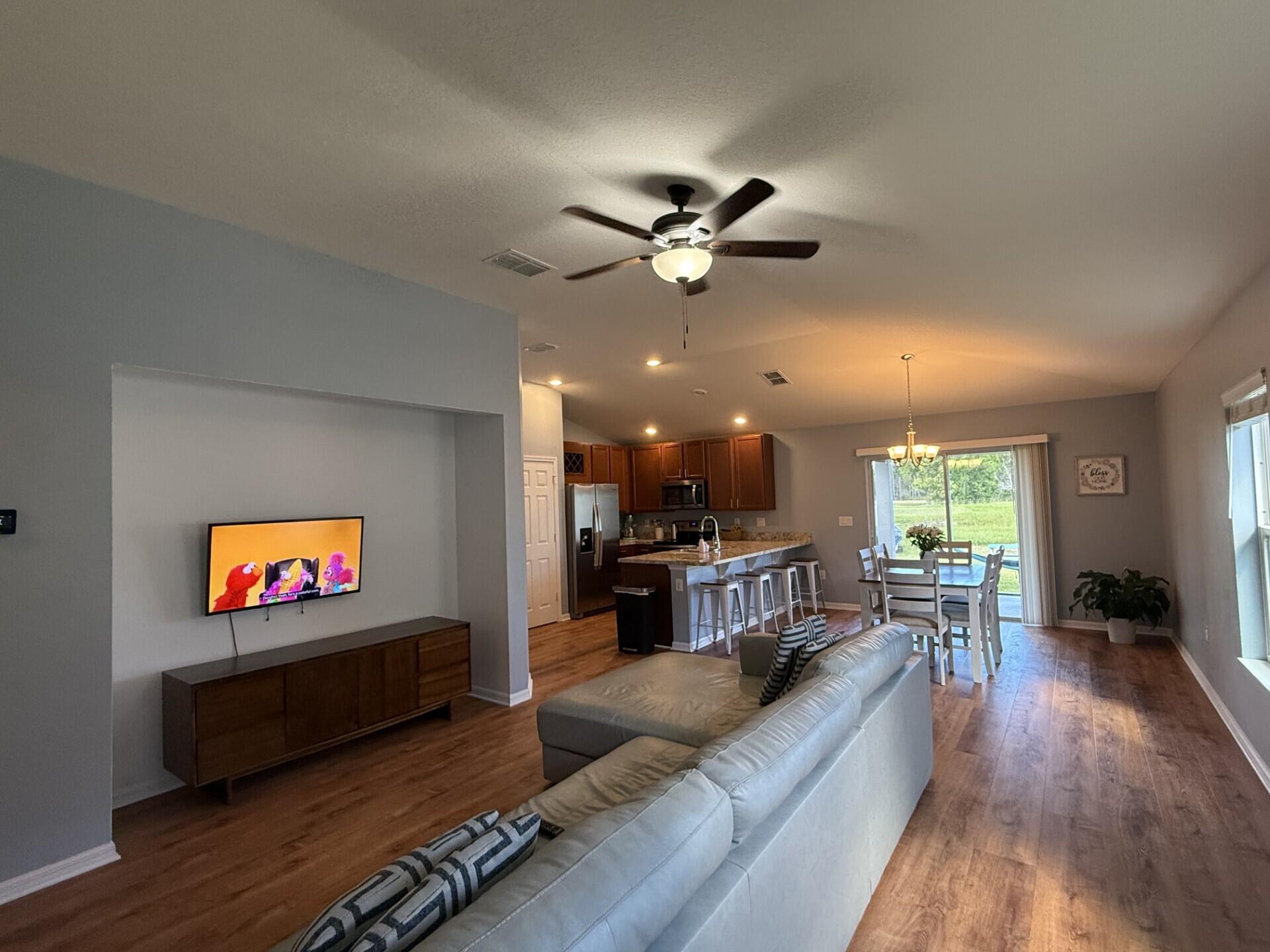 PINE TRACE THIRD REPLAT - Residential