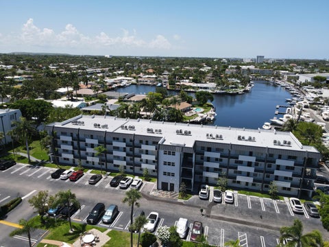 Photo of 777 S Federal Highway #O303, Pompano Beach, FL 33062 (MLS # B26047263)