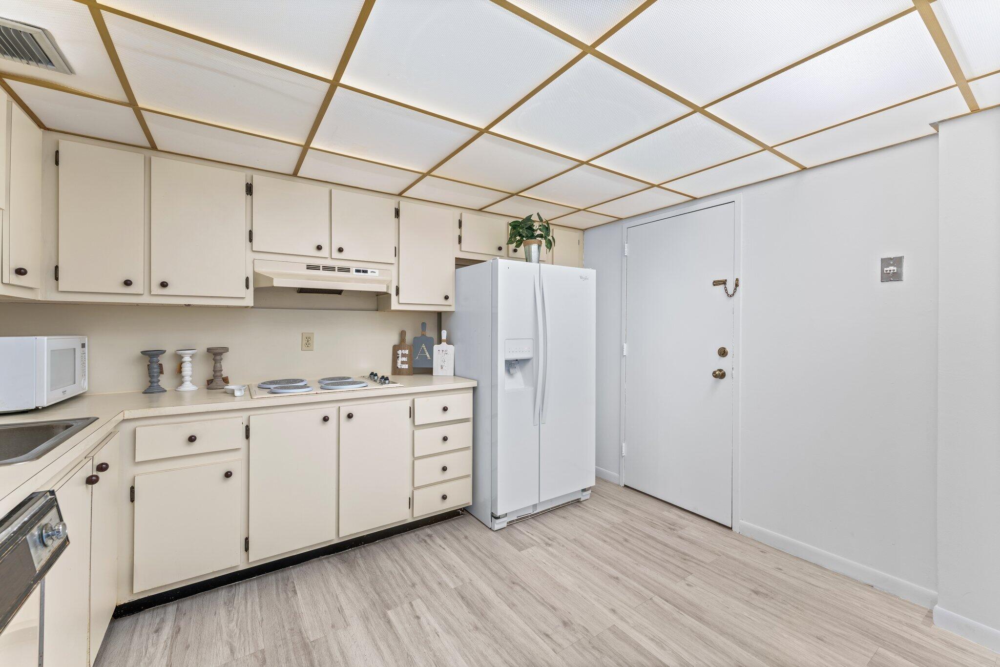 PATRICIAN CONDO - Residential