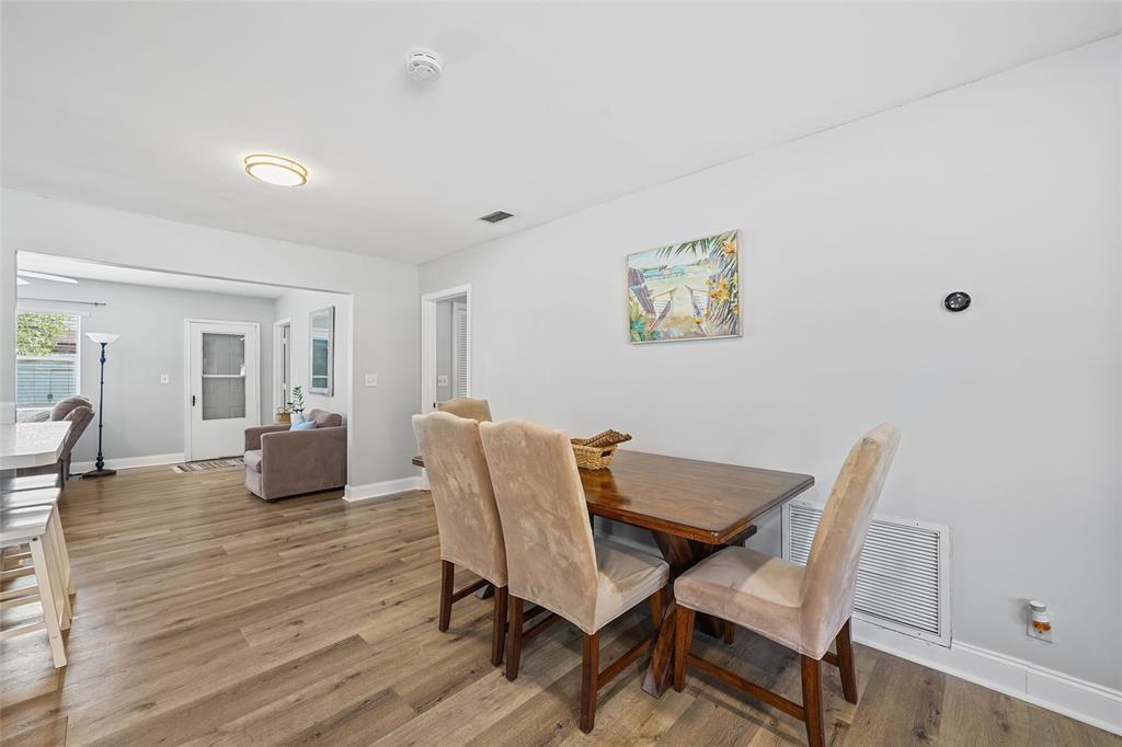 MIRROR LAKE ESTATES - Residential