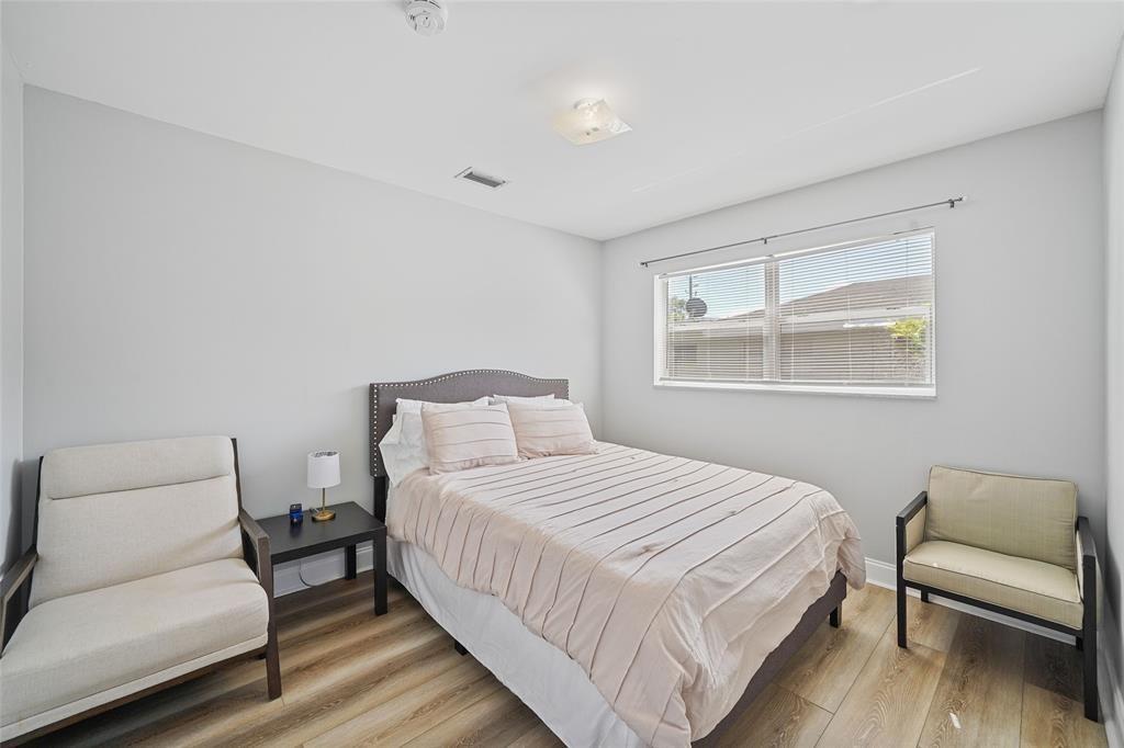 MIRROR LAKE ESTATES - Residential