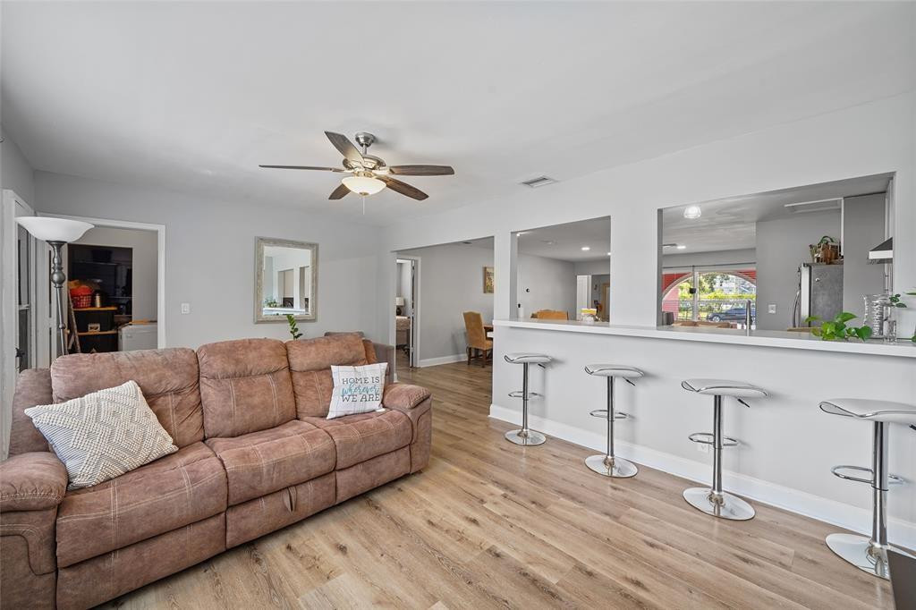 MIRROR LAKE ESTATES - Residential