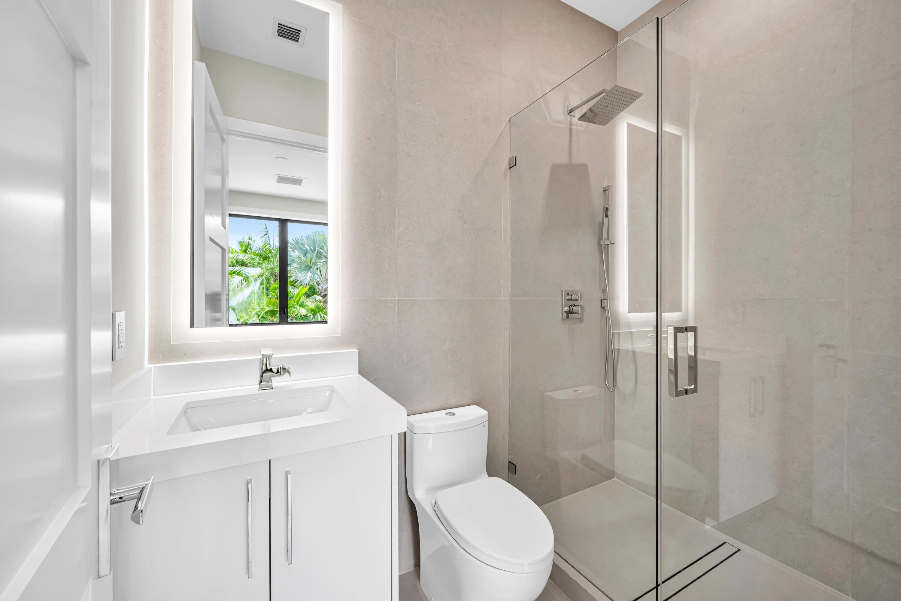 445 NE 11th Ave, Fort Lauderdale, FL, 33301, USA, 4 Bedrooms Bedrooms, ,5 BathroomsBathrooms,Residential,Active,445 NE 11th Ave,F10476701