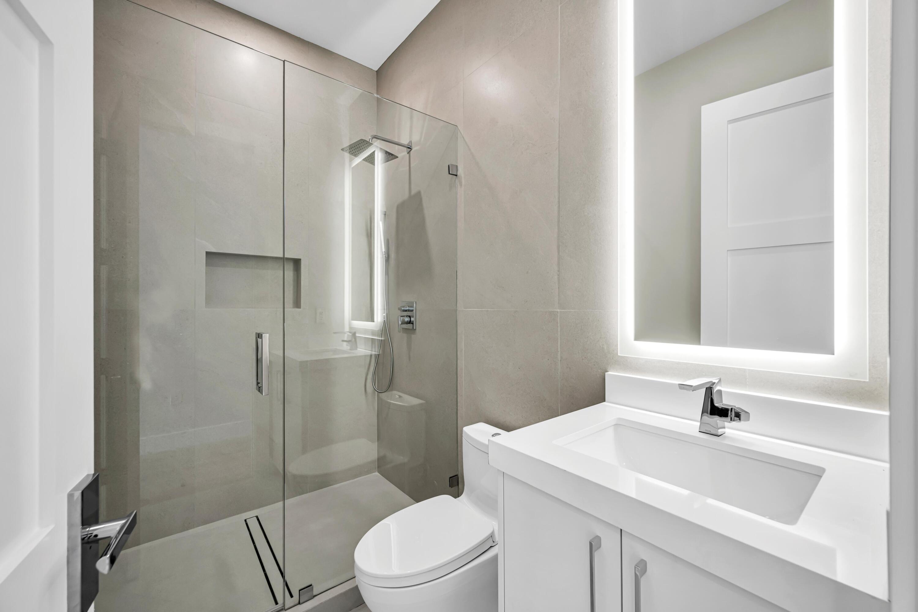 445 NE 11th Ave, Fort Lauderdale, FL, 33301, USA, 4 Bedrooms Bedrooms, ,5 BathroomsBathrooms,Residential,Active,445 NE 11th Ave,F10476701