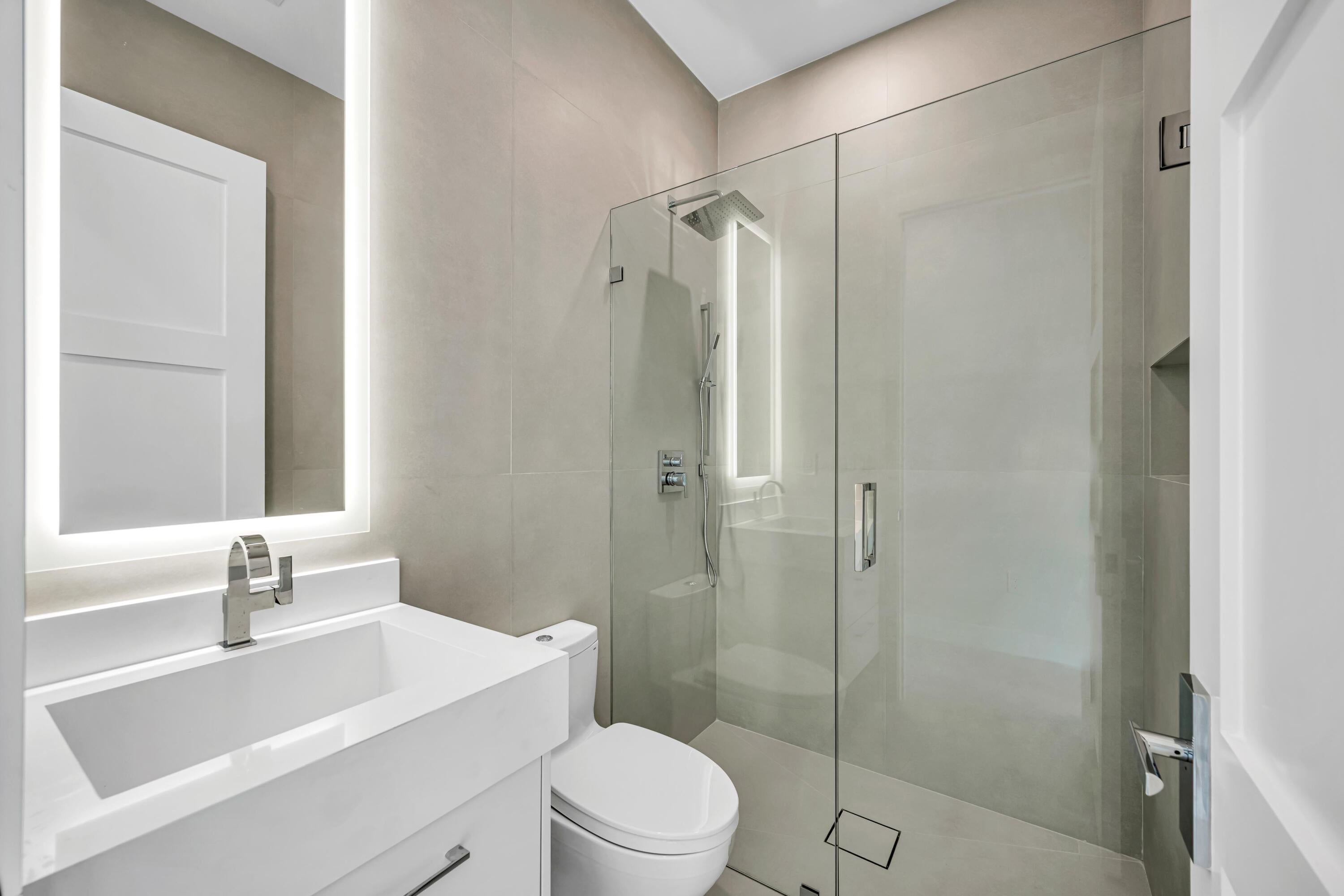 445 NE 11th Ave, Fort Lauderdale, FL, 33301, USA, 4 Bedrooms Bedrooms, ,5 BathroomsBathrooms,Residential,Active,445 NE 11th Ave,F10476701