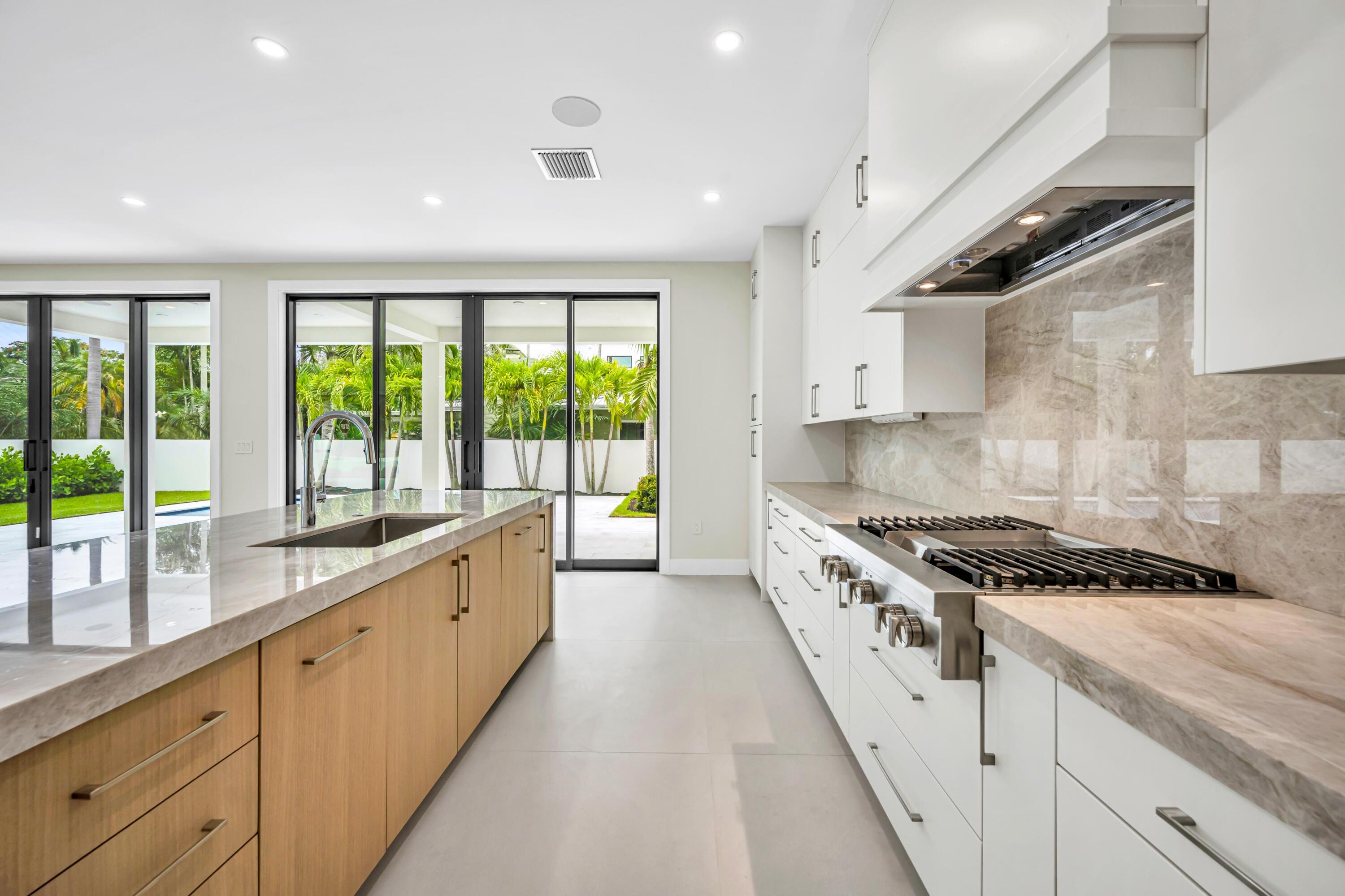445 NE 11th Ave, Fort Lauderdale, FL, 33301, USA, 4 Bedrooms Bedrooms, ,5 BathroomsBathrooms,Residential,Active,445 NE 11th Ave,F10476701