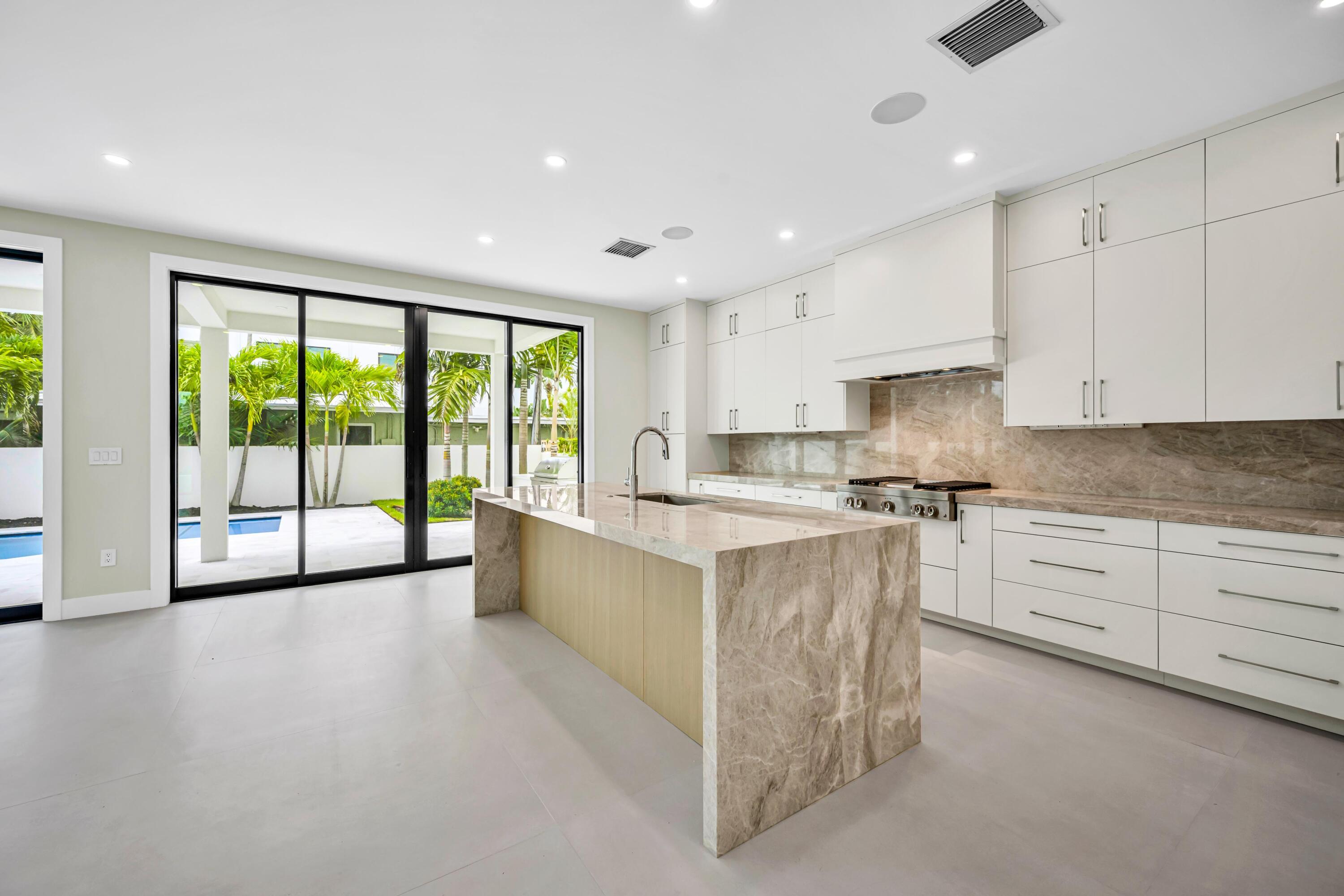 445 NE 11th Ave, Fort Lauderdale, FL, 33301, USA, 4 Bedrooms Bedrooms, ,5 BathroomsBathrooms,Residential,Active,445 NE 11th Ave,F10476701