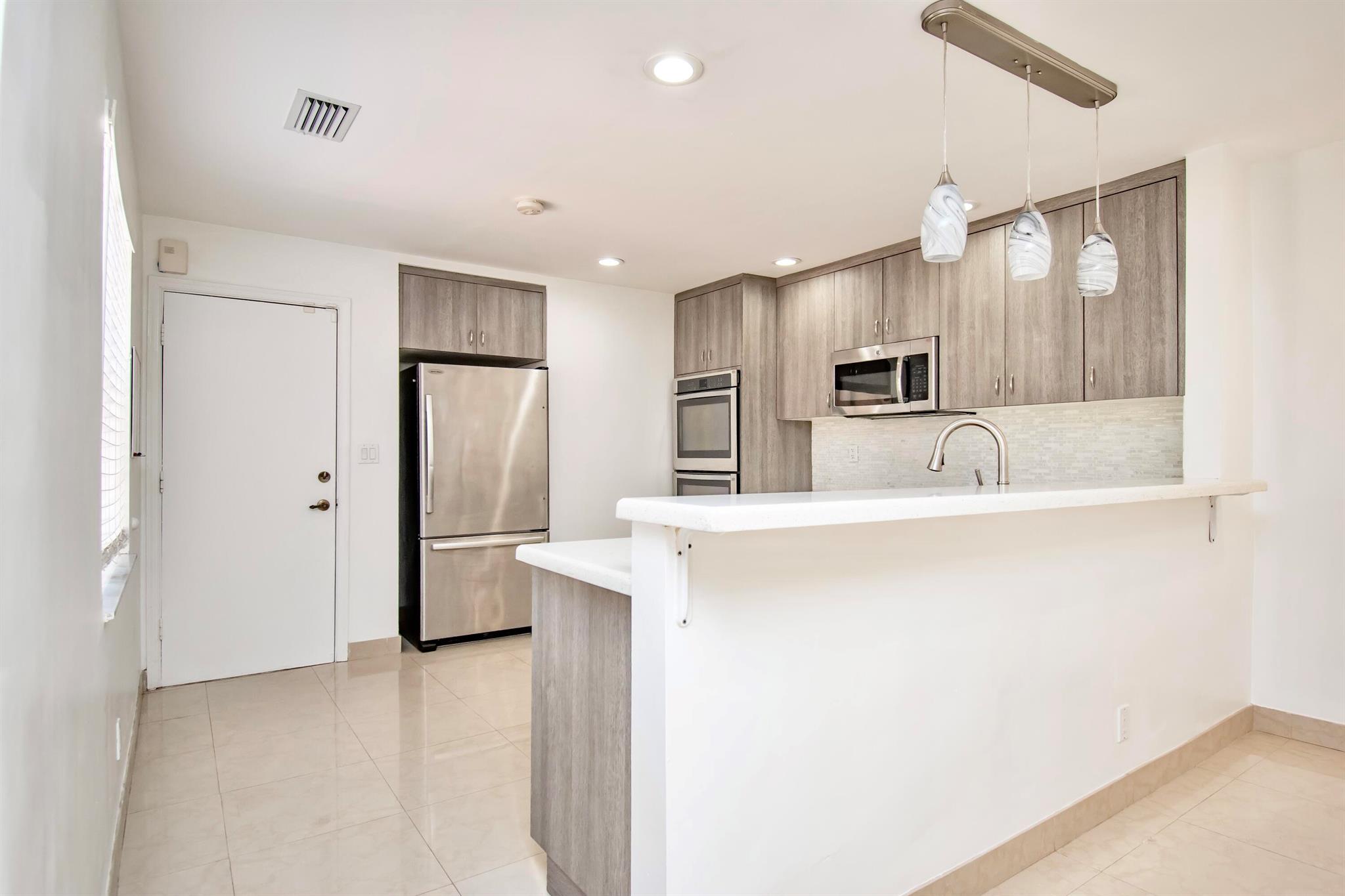 SAN SIMEON - Residential Lease