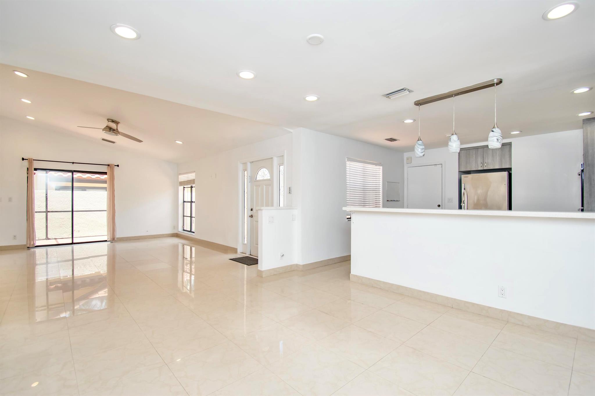 SAN SIMEON - Residential Lease