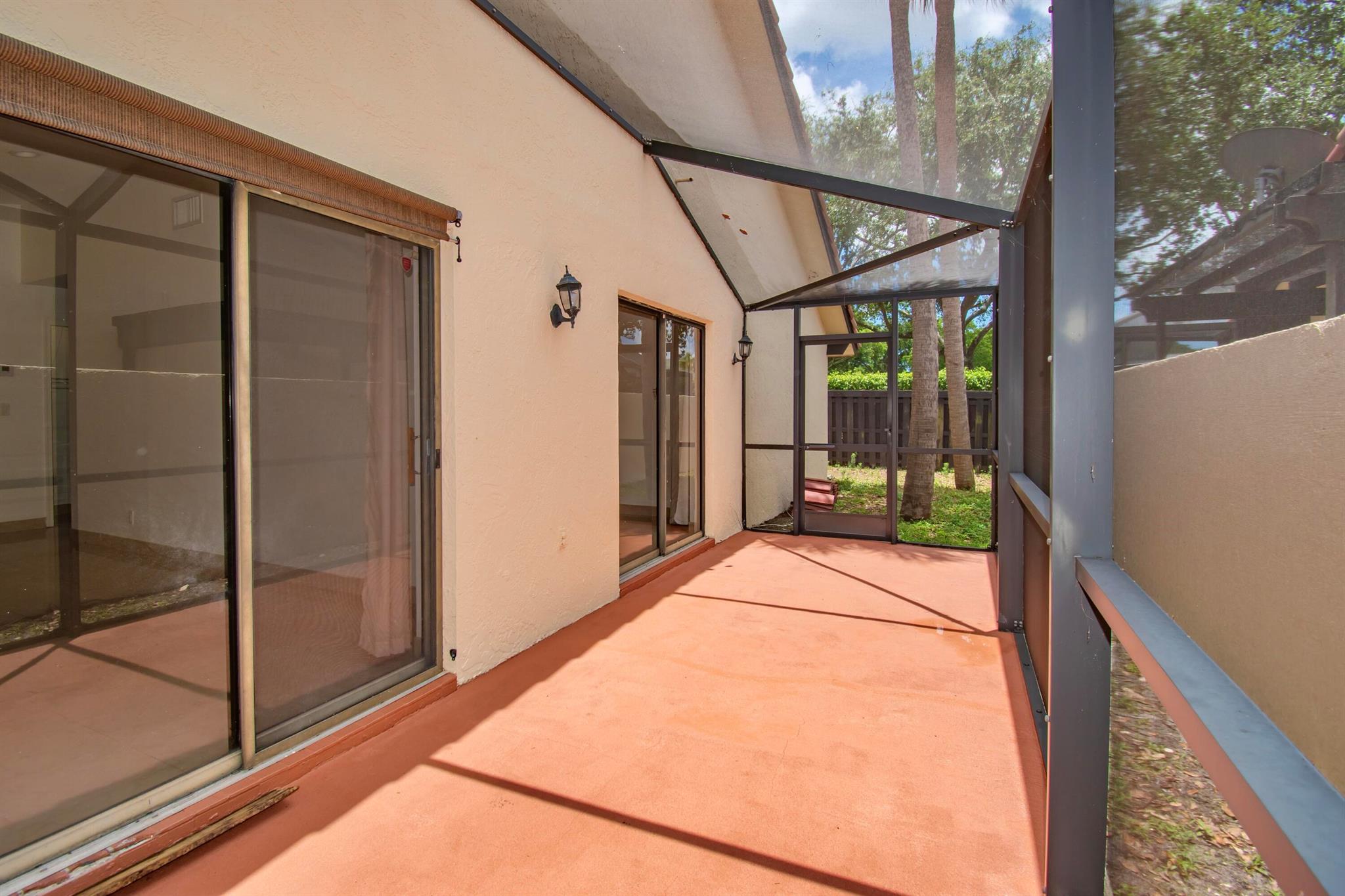 SAN SIMEON - Residential Lease