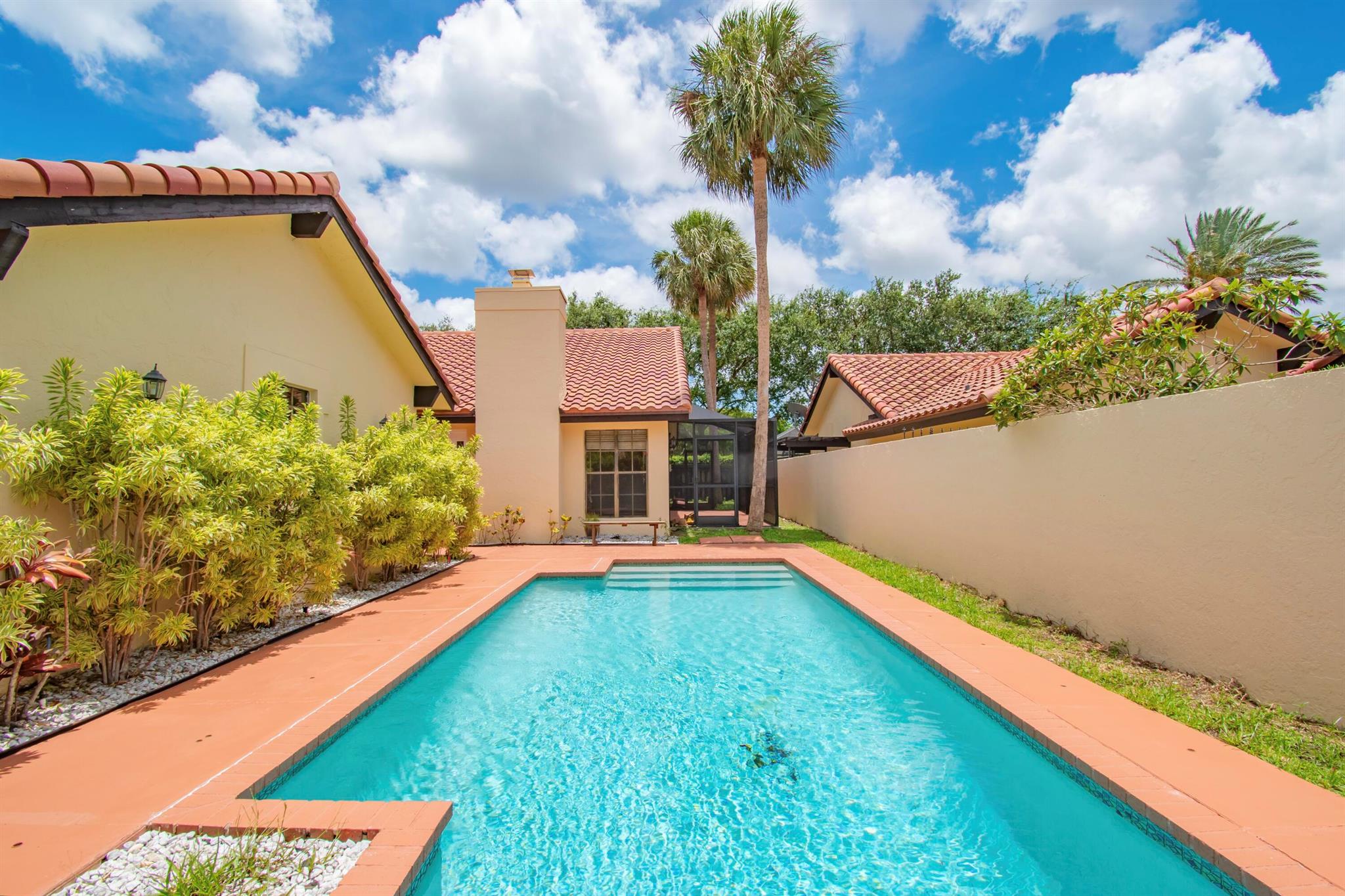 SAN SIMEON - Residential Lease