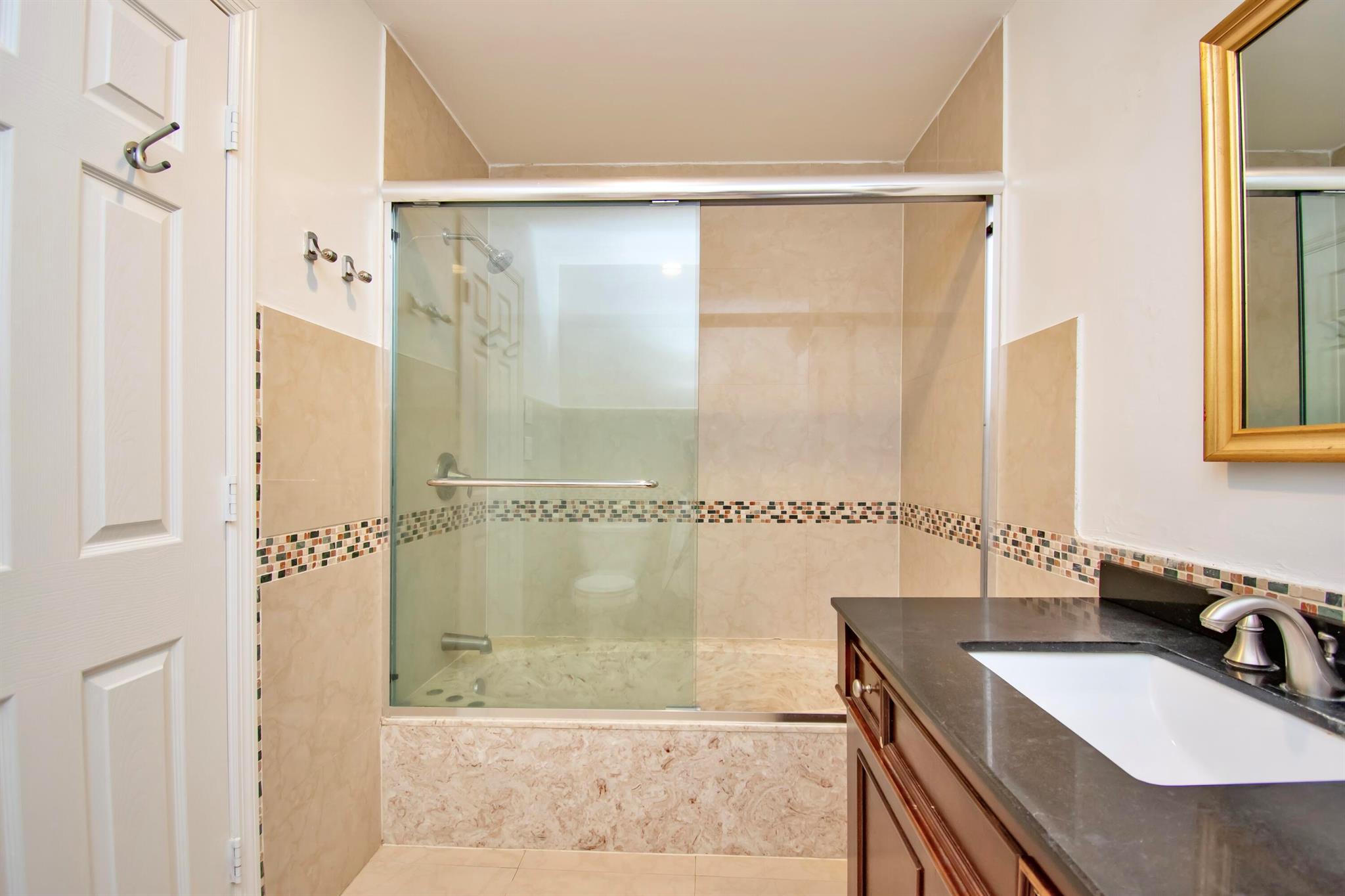 SAN SIMEON - Residential Lease