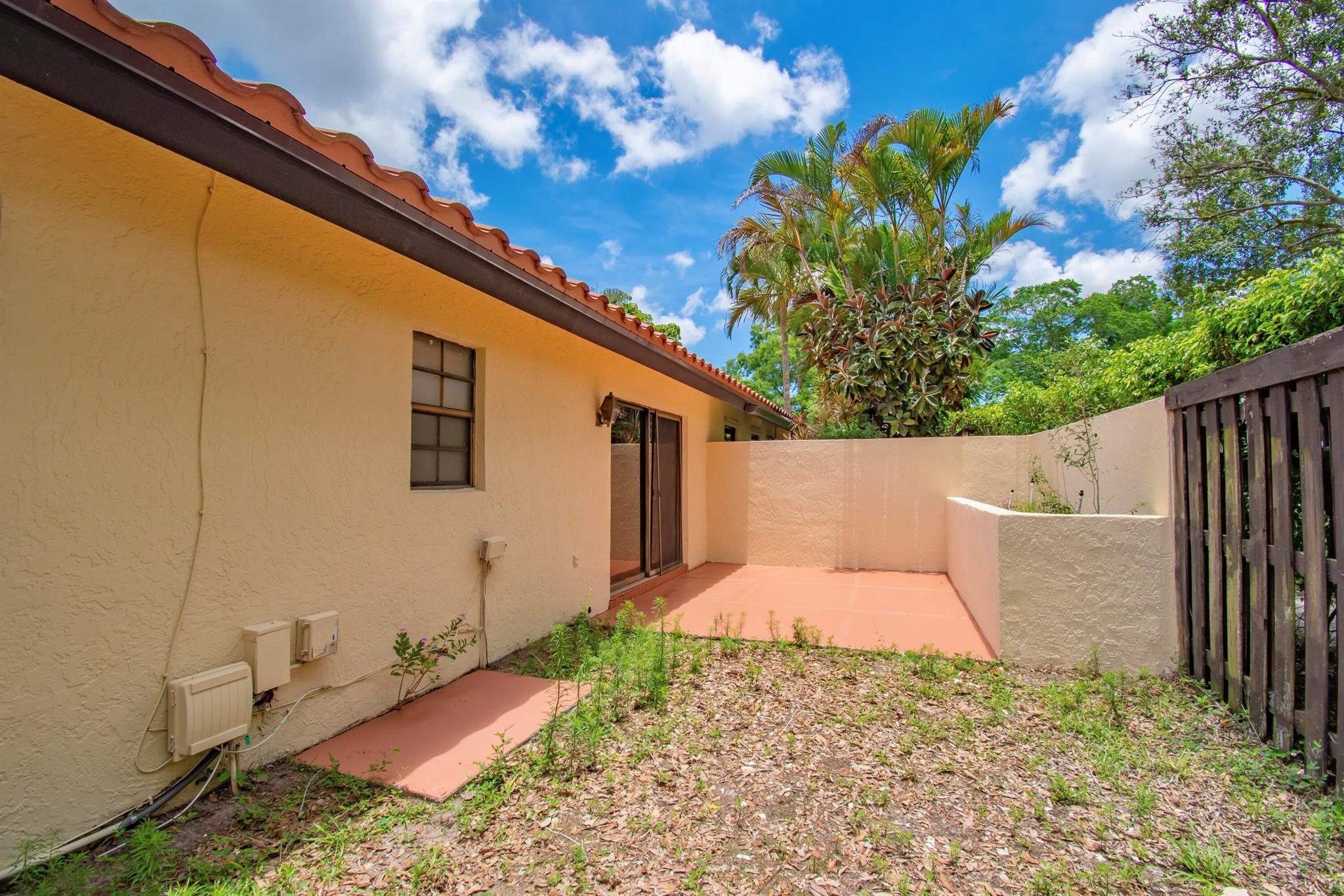 SAN SIMEON - Residential Lease