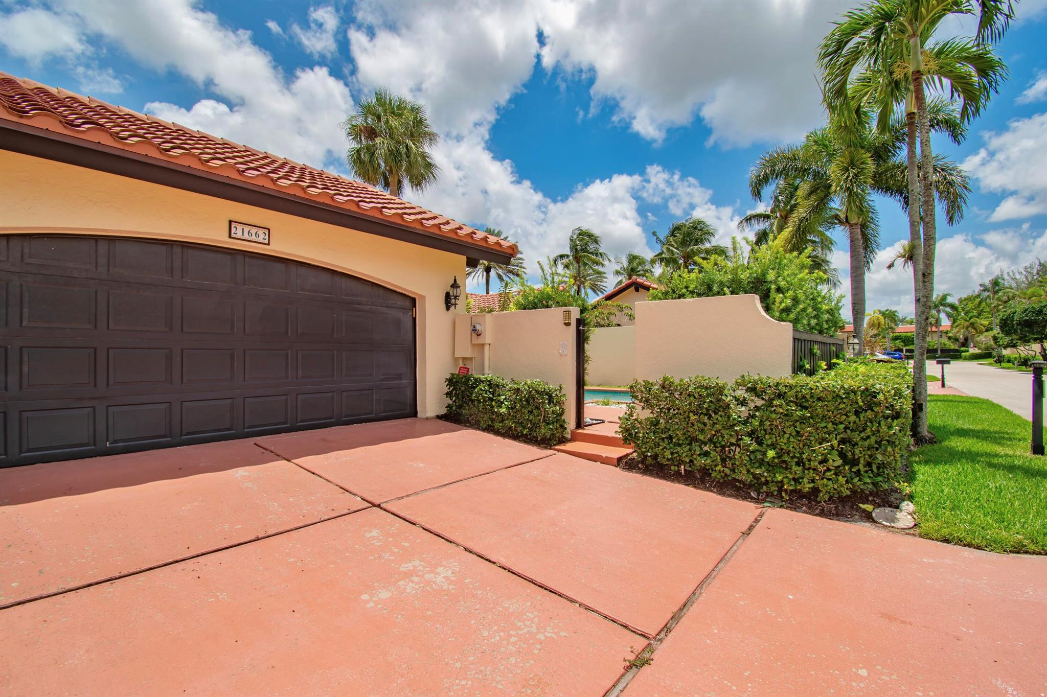 SAN SIMEON - Residential Lease