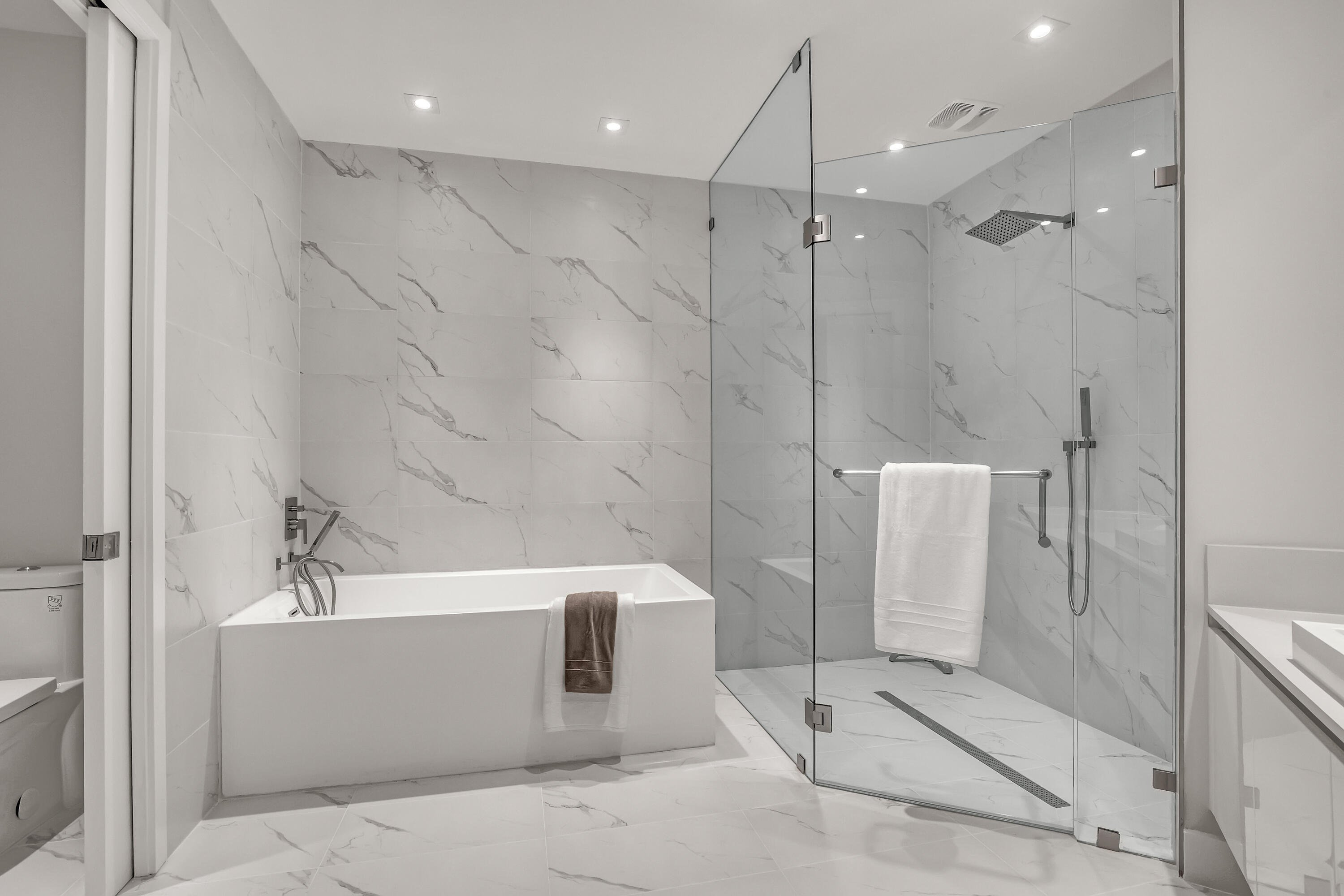 AMRIT OCEAN RESORT 2 CONDO - Residential