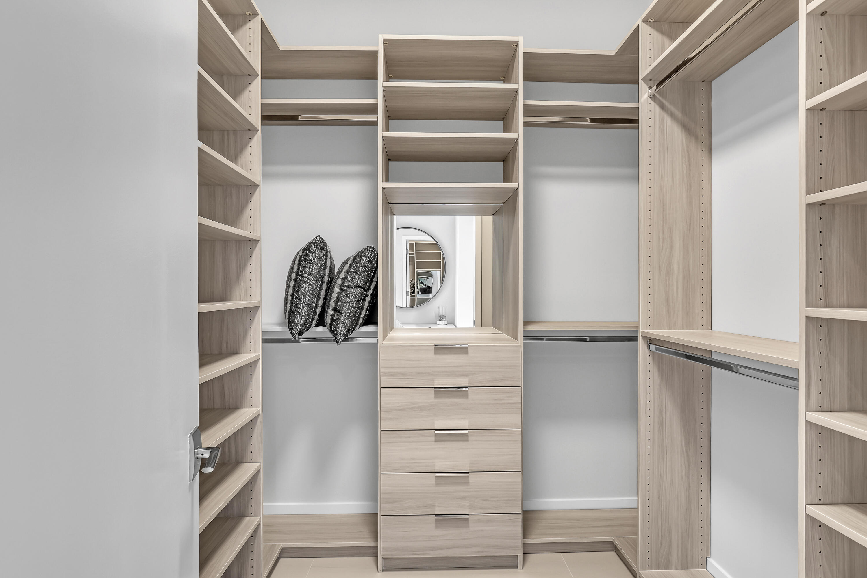 AMRIT OCEAN RESORT 2 CONDO - Residential