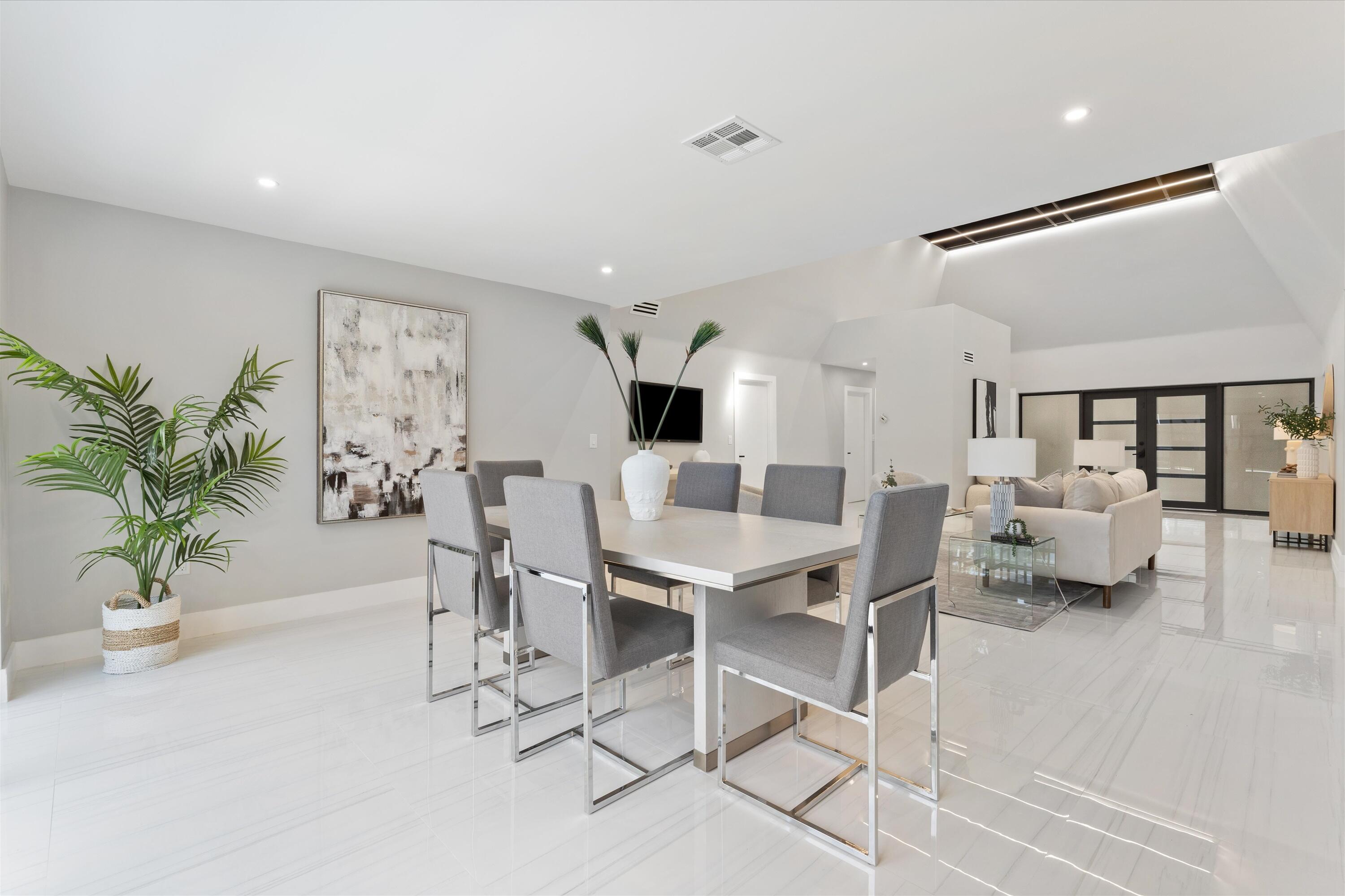 COUNTRY SEC 2 - Residential