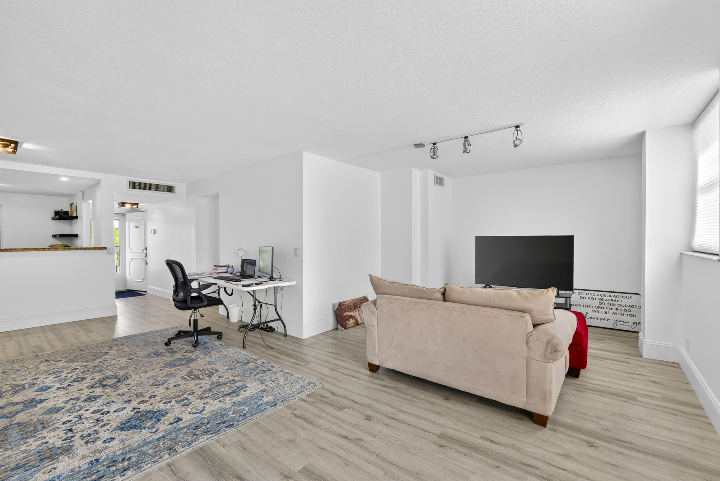 BOCA TEECA CONDO 4 - Residential