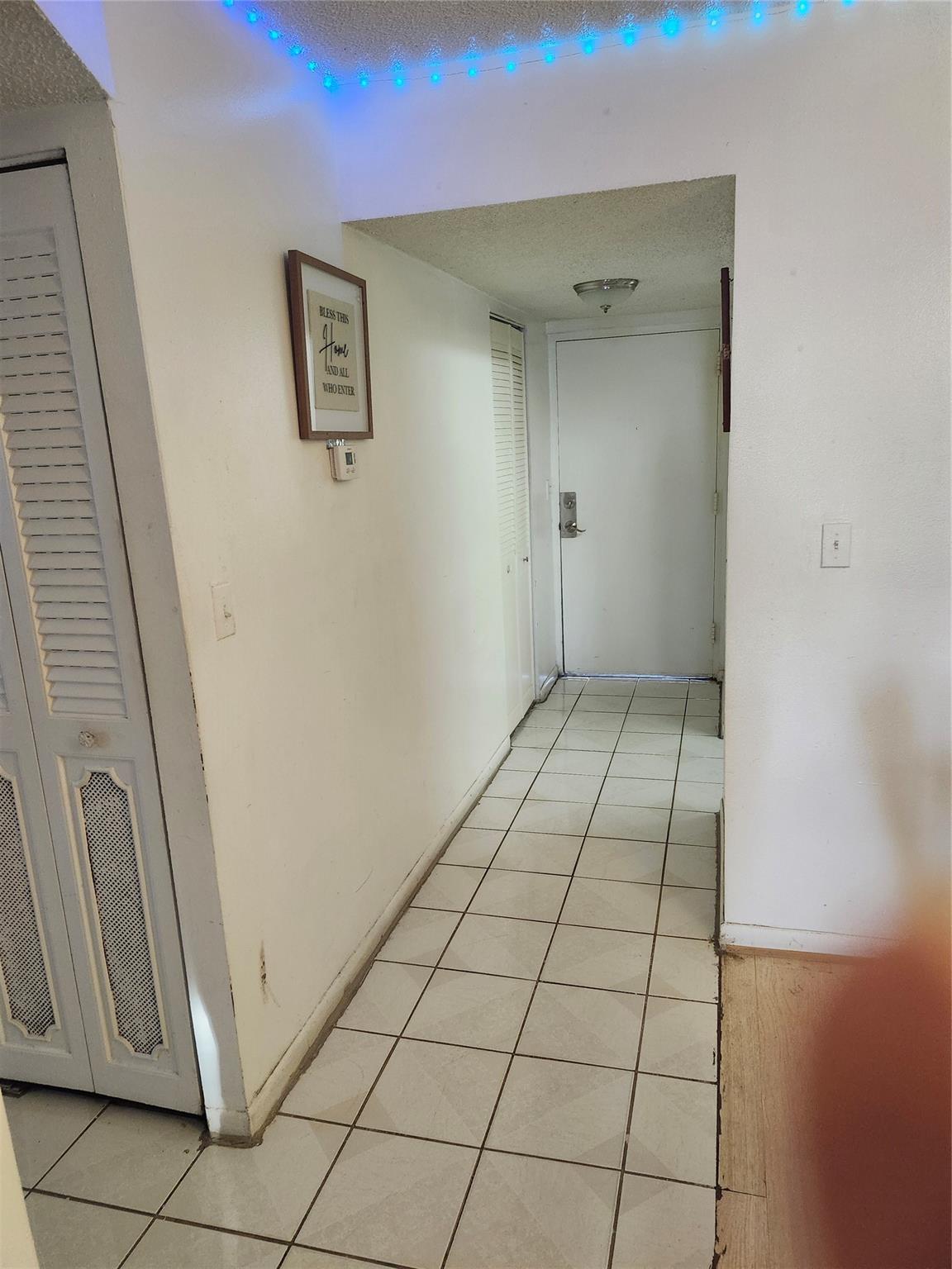 SOMERSET - Residential