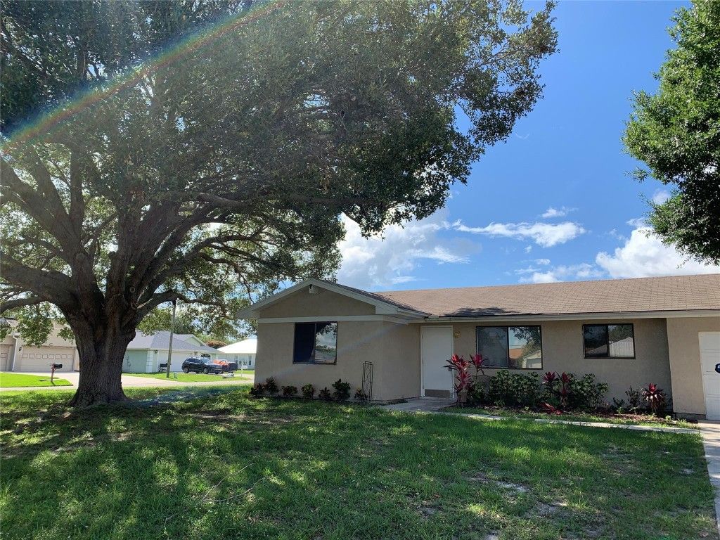 Photo of 2422 SE Shell Avenue, Port Saint Lucie, FL 34952 (MLS # F10444029)