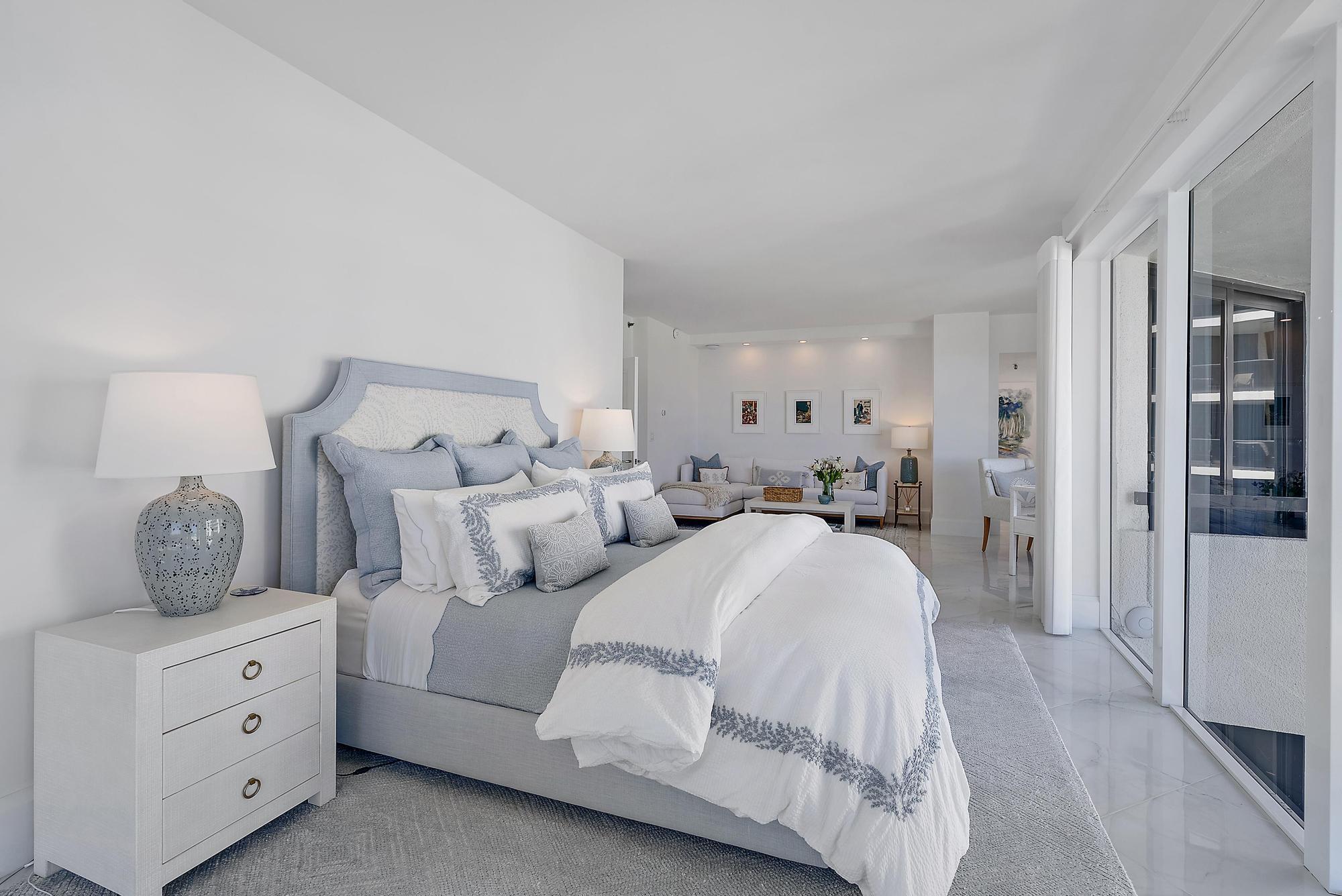 THIRTY ONE TWENTY CONDO - Residential