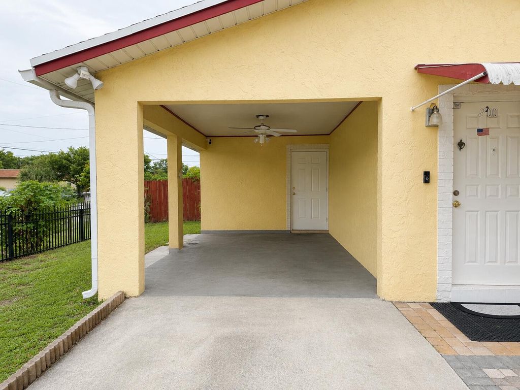 Photo of 200 NW 12th Court, Pompano Beach, FL 33060 (MLS # B26051357)