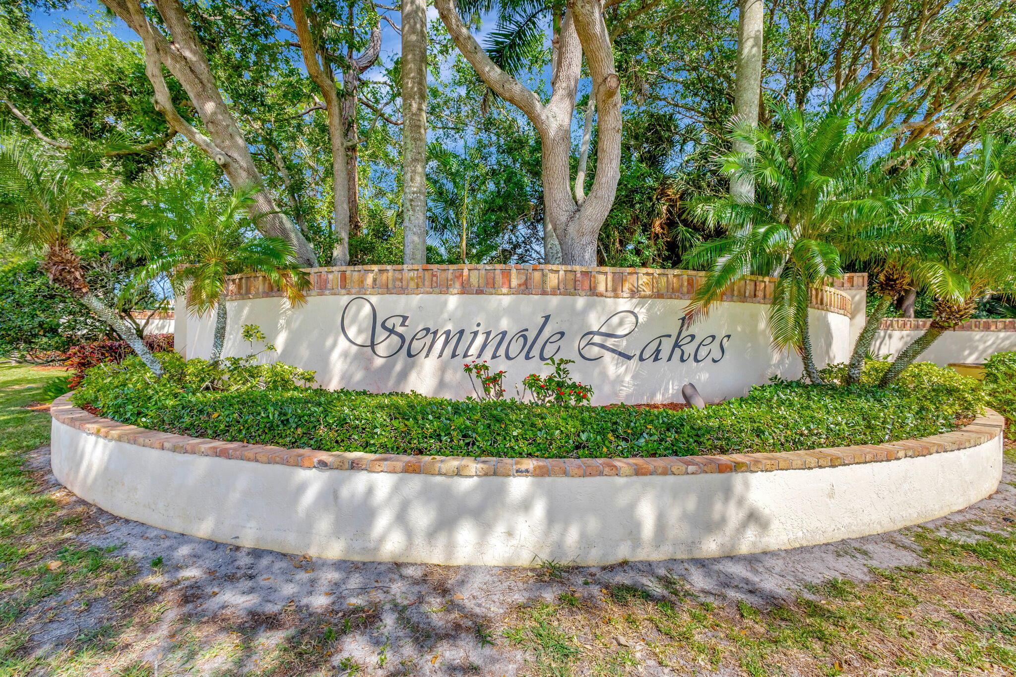 SEMINOLE ESTATES & TOWNHO - Residential