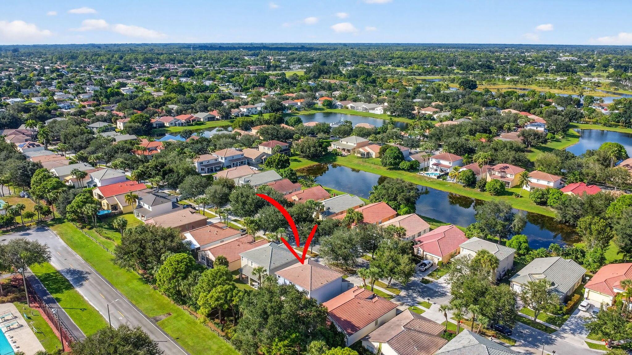 SEMINOLE ESTATES & TOWNHO - Residential