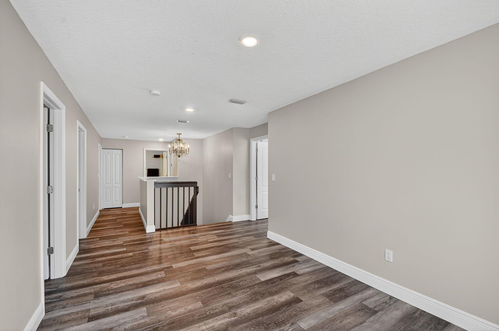 SEMINOLE ESTATES & TOWNHO - Residential