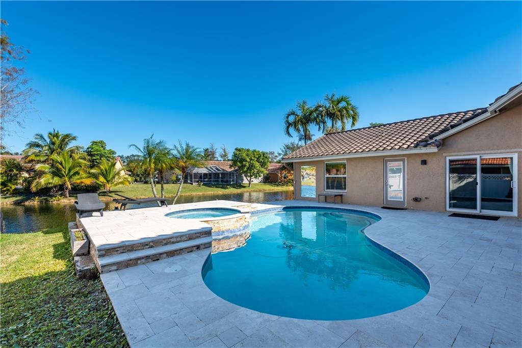 Springs Pointe 139-24 B - Residential