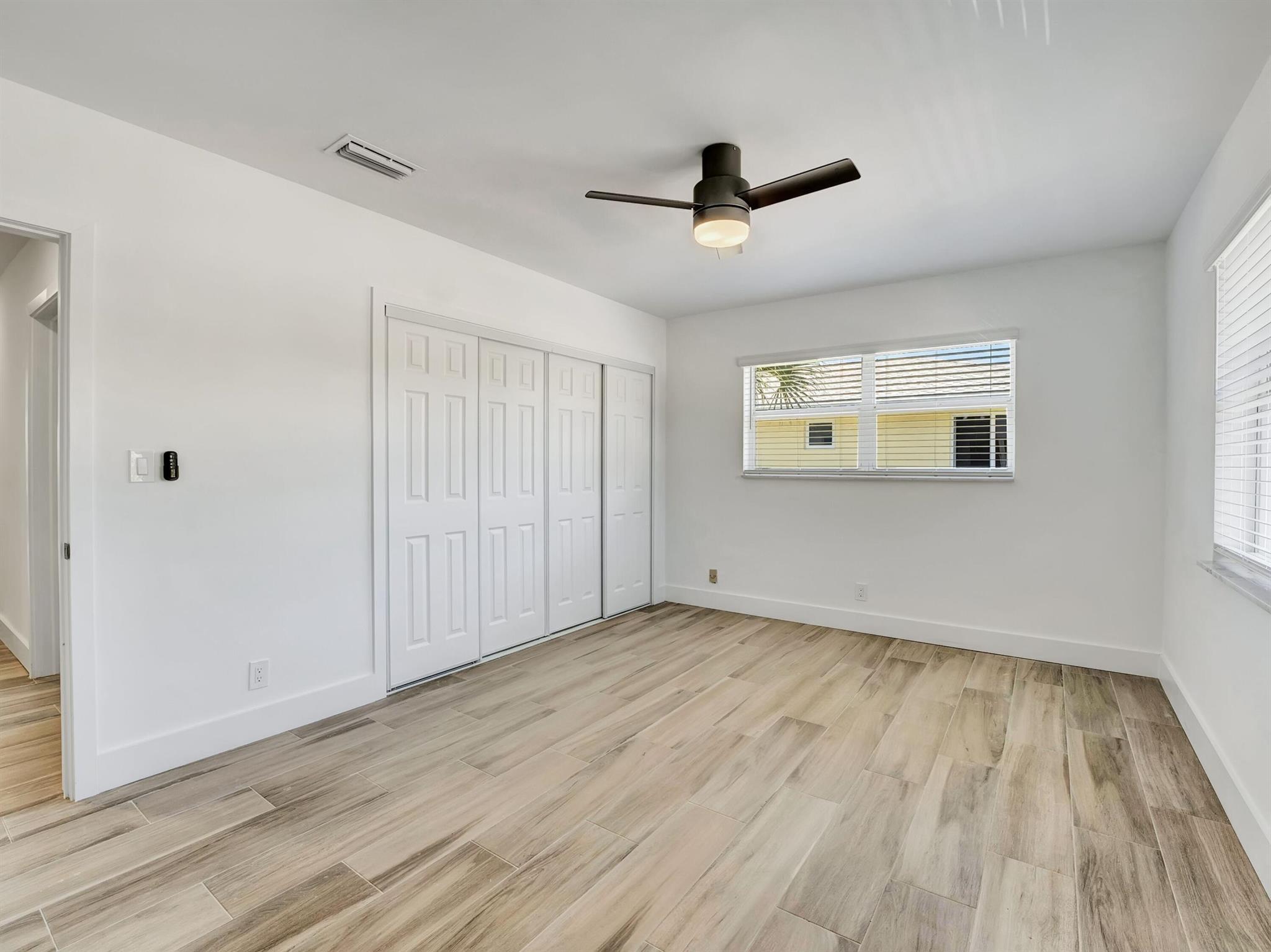 HIGHLAND BEACH ISLES - Residential Income