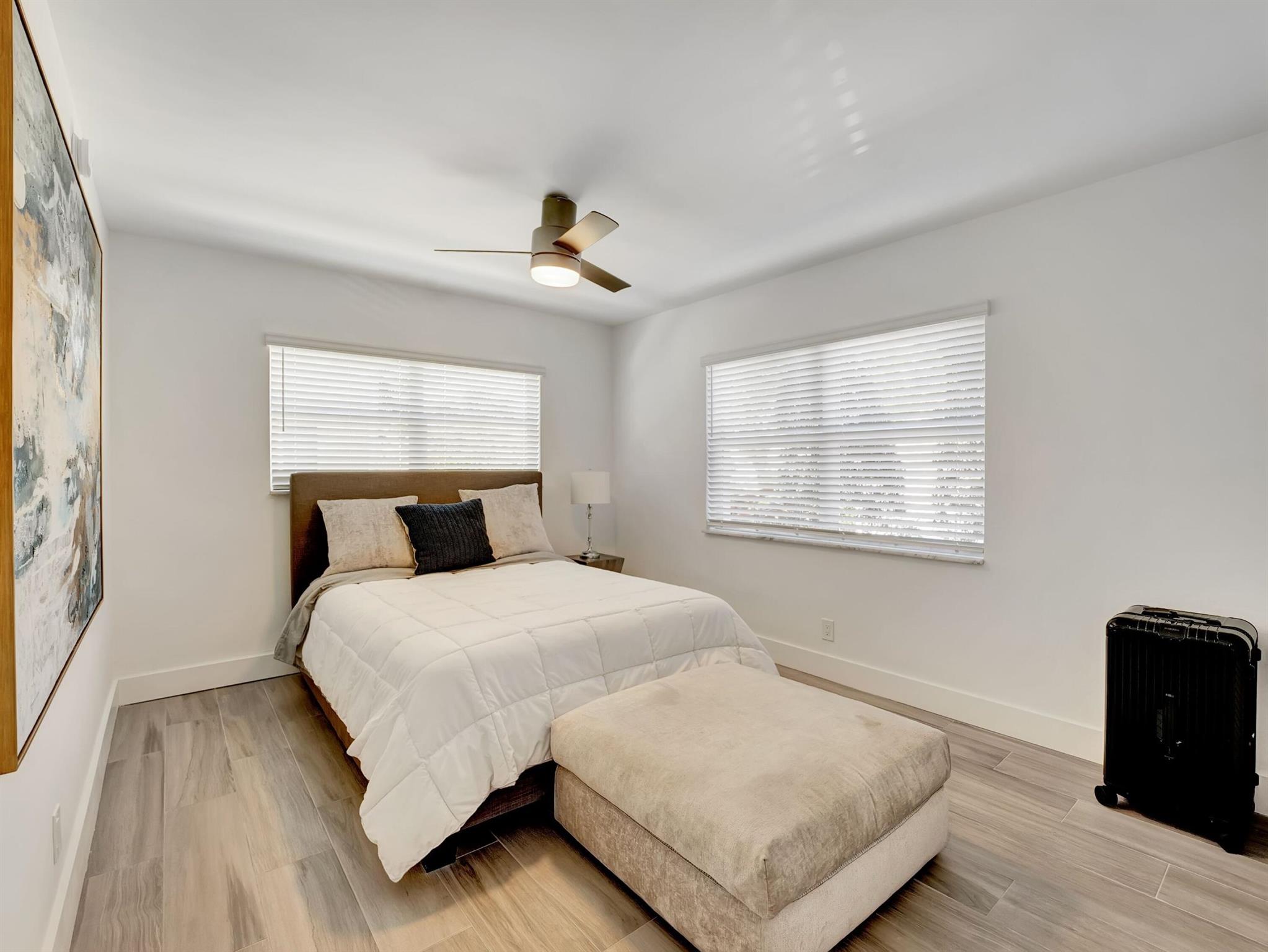 HIGHLAND BEACH ISLES - Residential Income