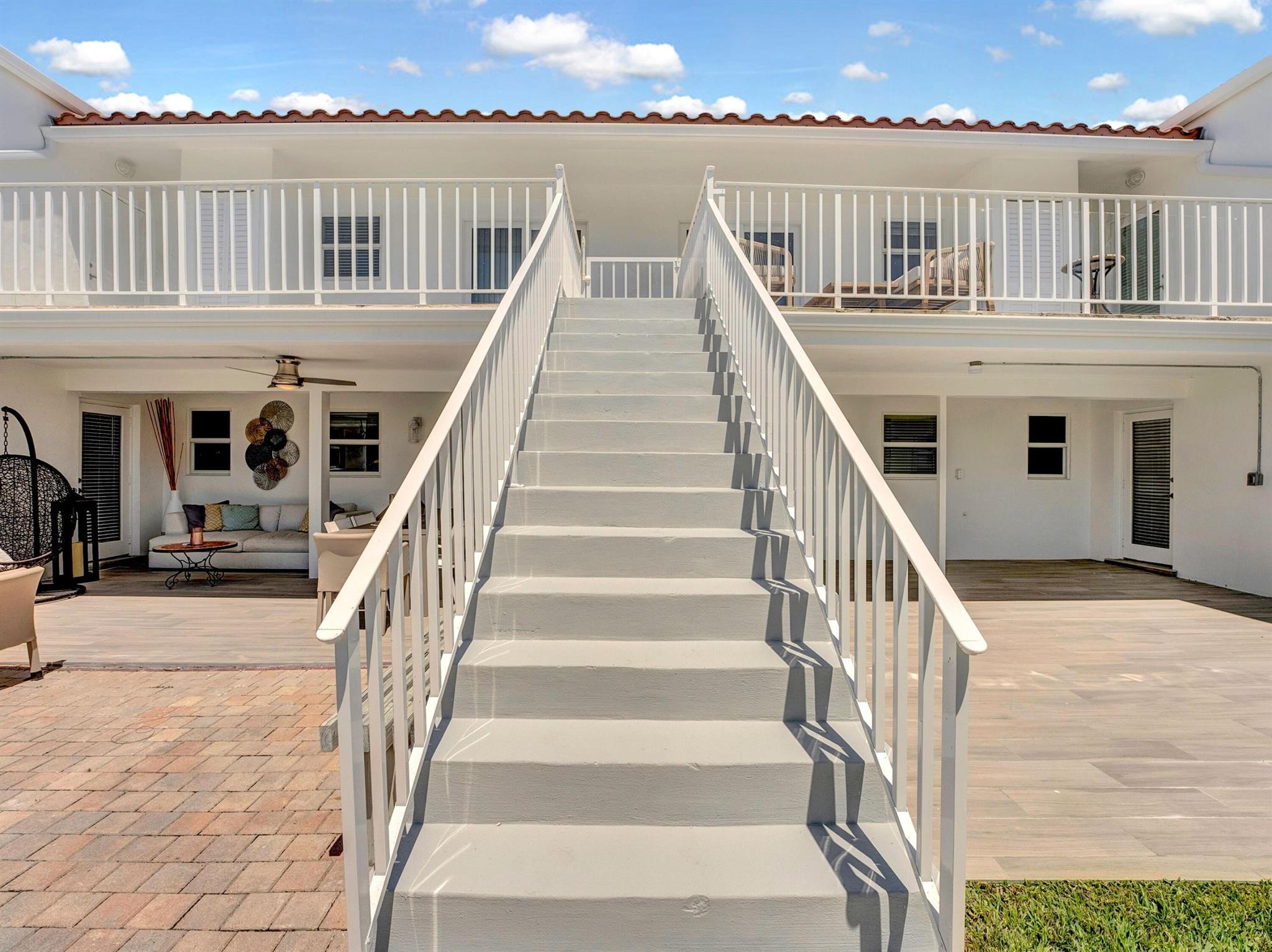 HIGHLAND BEACH ISLES - Residential Income