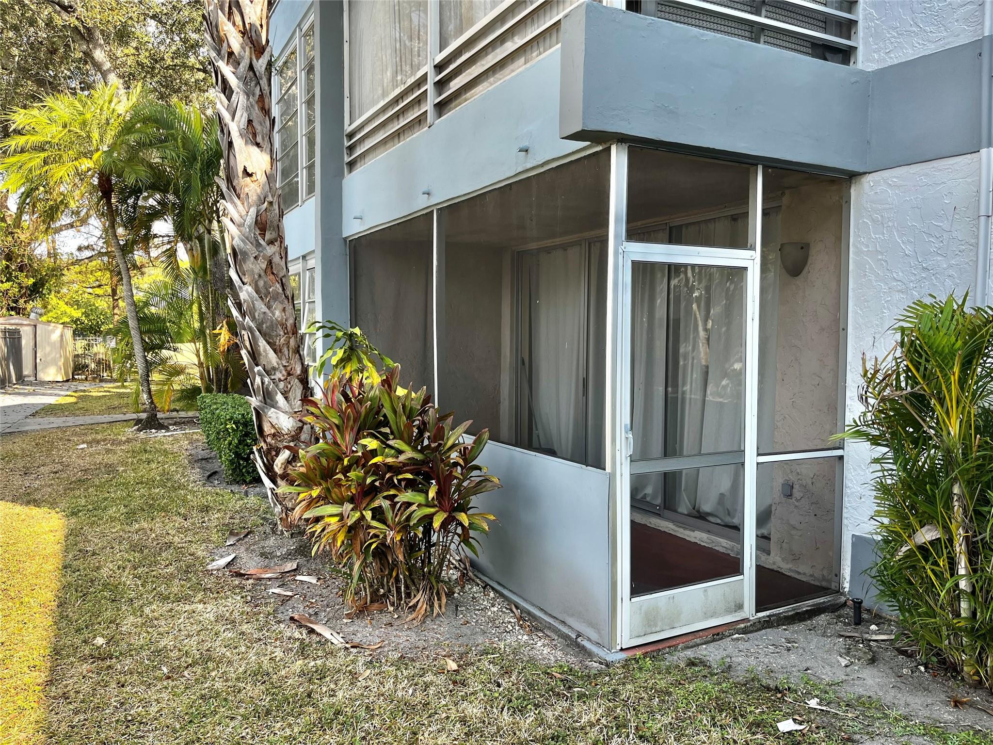 Sands Point - Residential