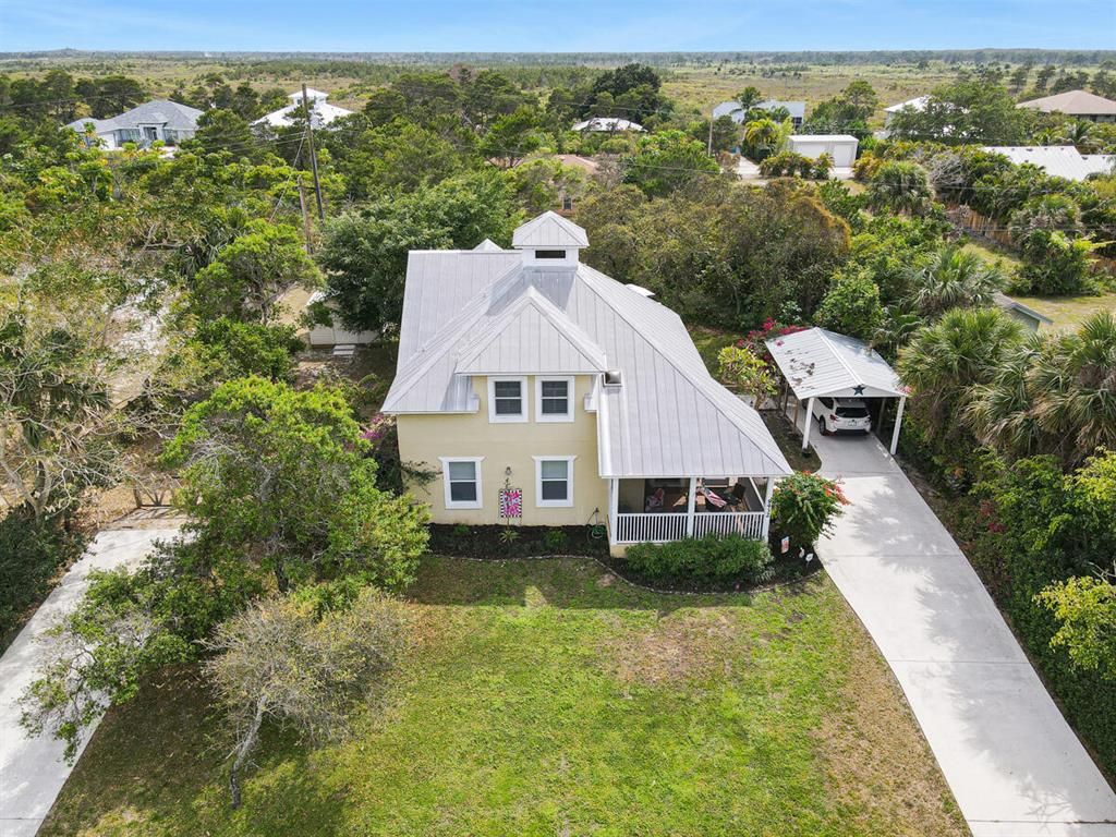 Photo of 9432 SE Duncan Street, Hobe Sound, FL 33455 (MLS # R10783089)