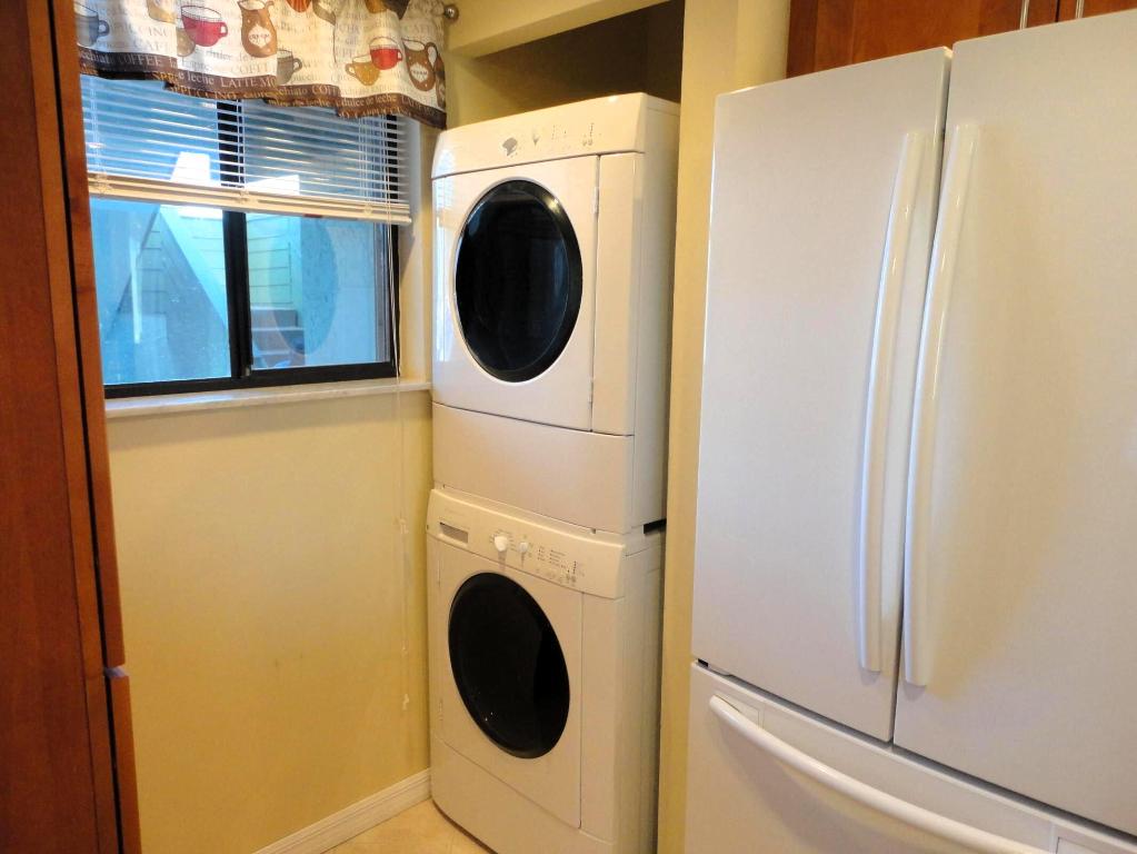 MILES GRANT CONDO 1 - Residential Lease