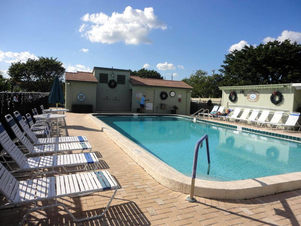 MILES GRANT CONDO 1 - Residential Lease