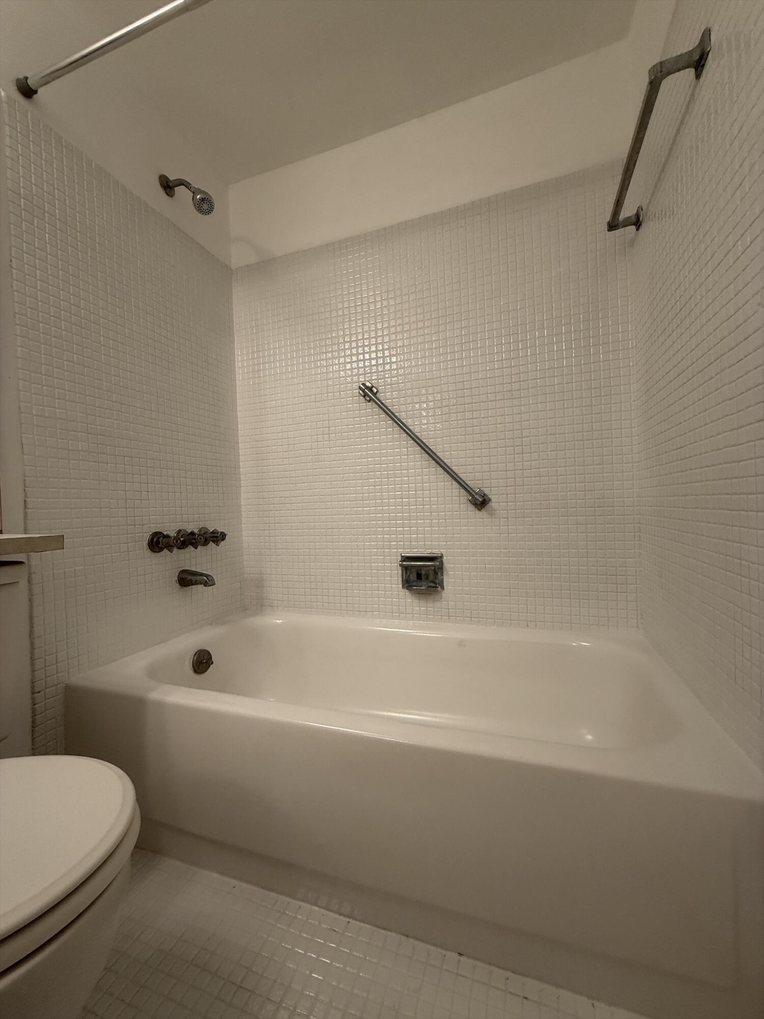 CENTURY VILLAGE WEST PALM - Residential Lease