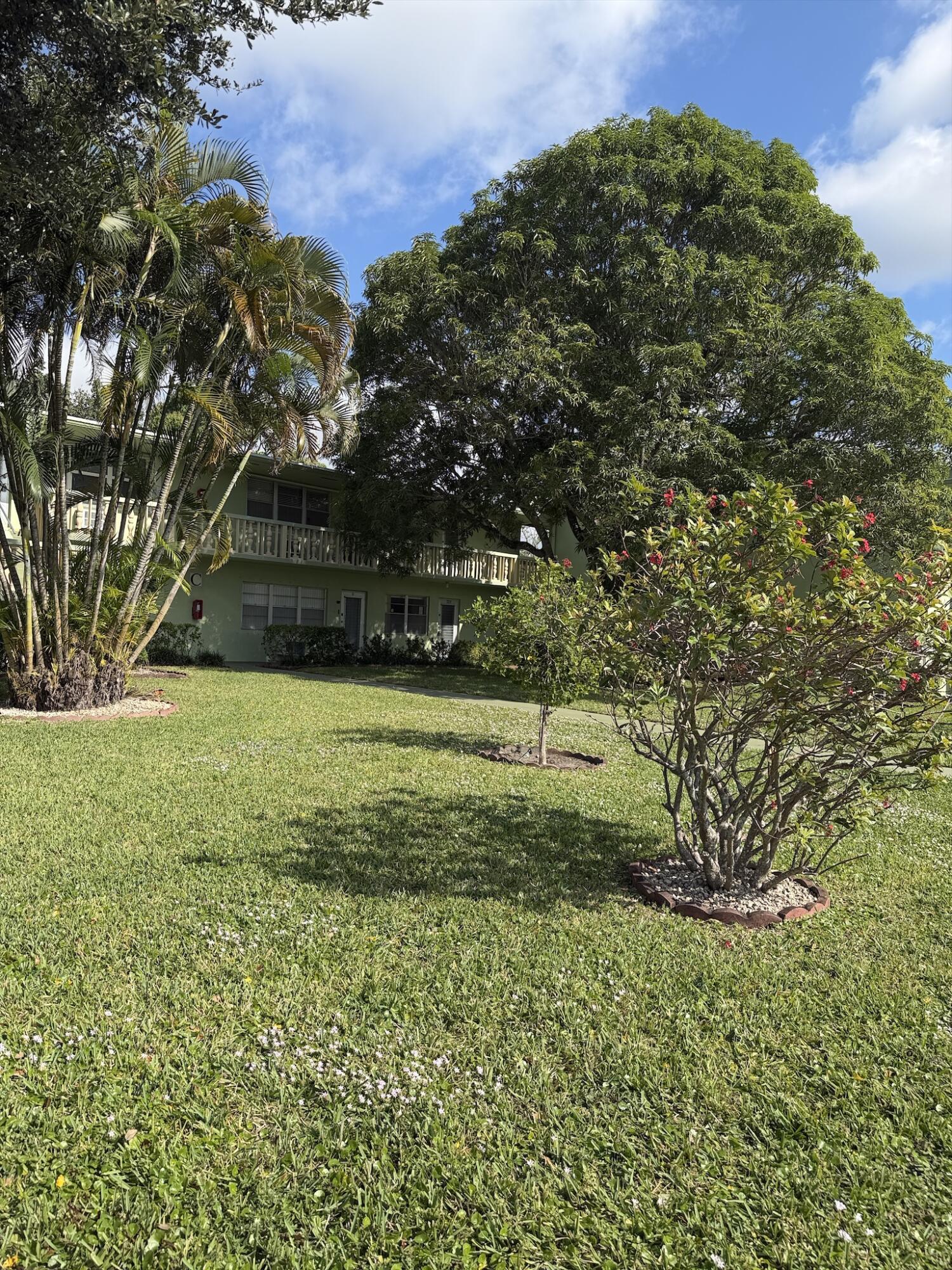 CENTURY VILLAGE WEST PALM - Residential Lease