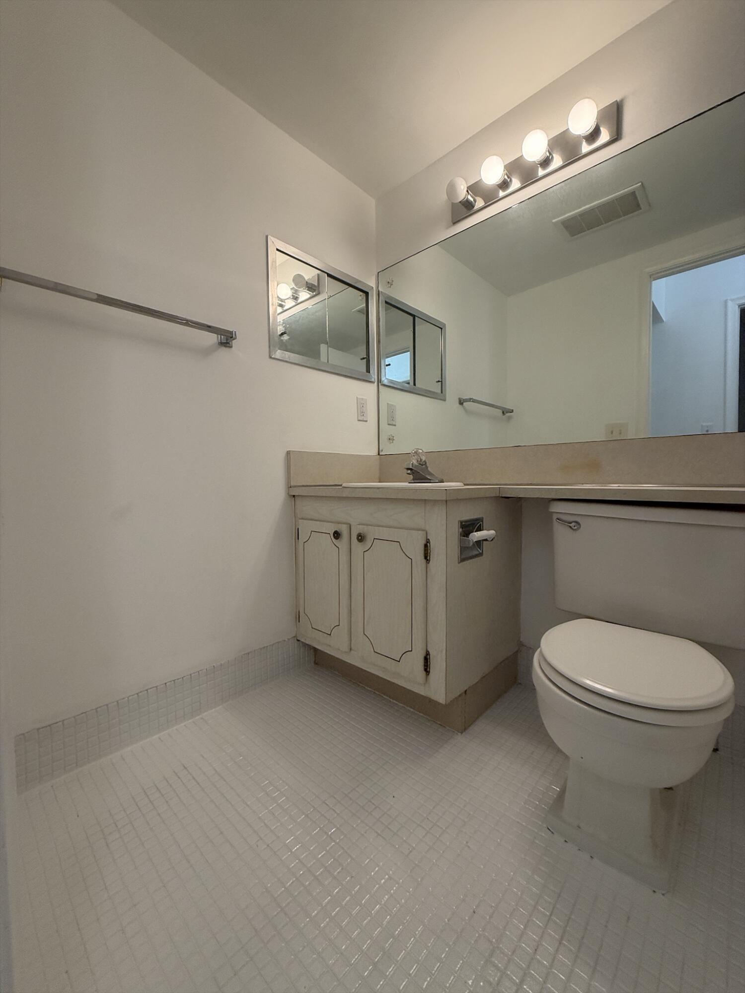 CENTURY VILLAGE WEST PALM - Residential Lease