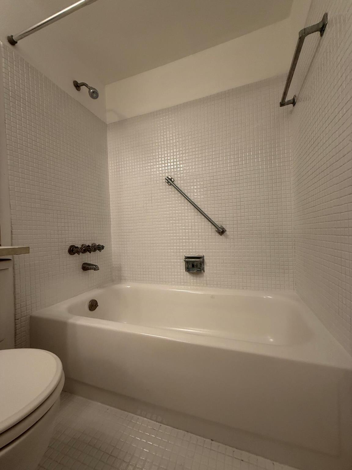 CENTURY VILLAGE WEST PALM - Residential Lease