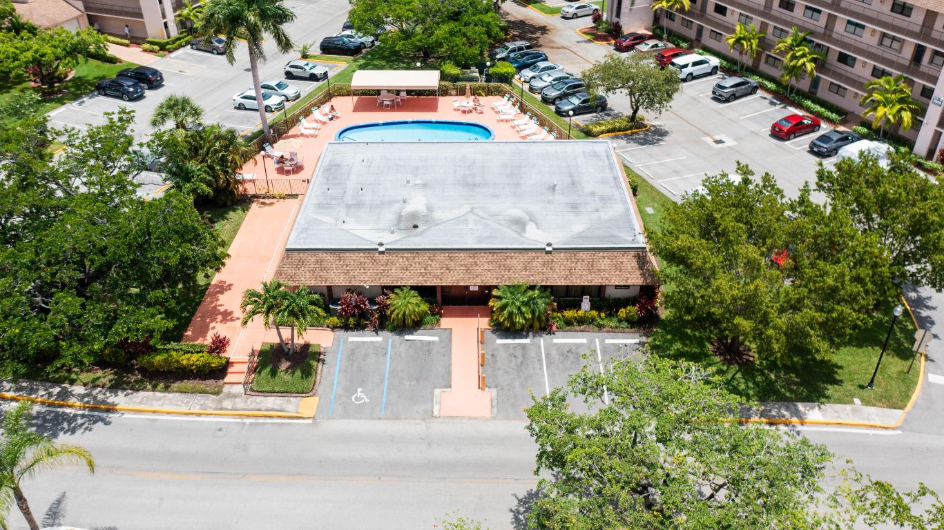 SUNRISE LAKES 209 CONDO - Residential