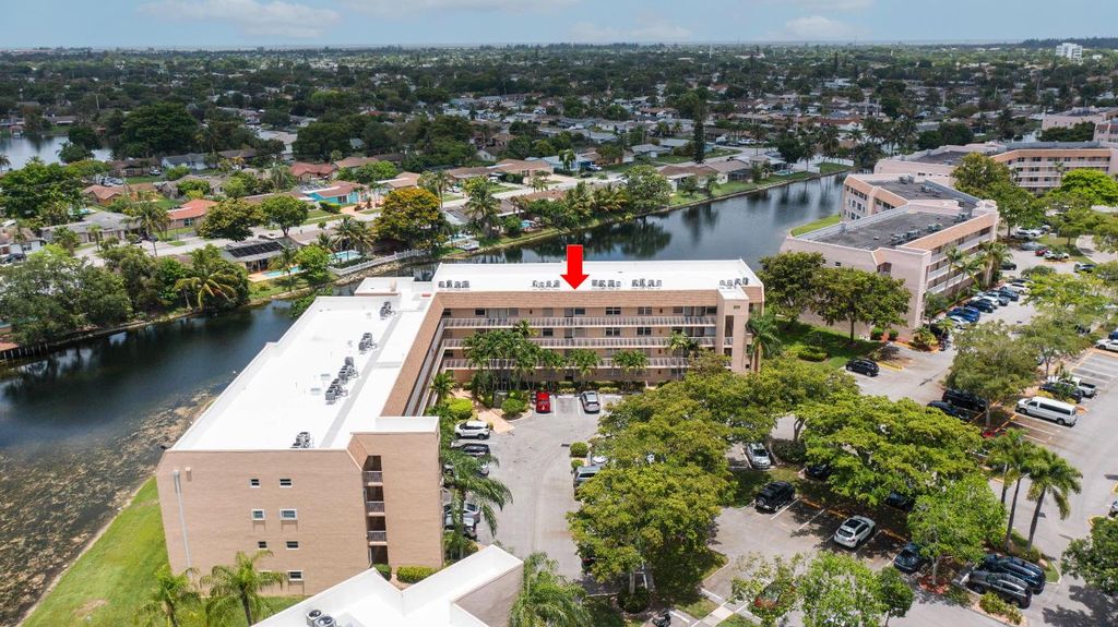 Photo of 10422 NW 24th Place #408, Sunrise, FL 33322 (MLS # R11140008)