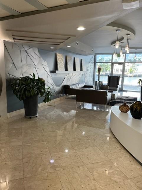 1500 S Ocean Dr 5E