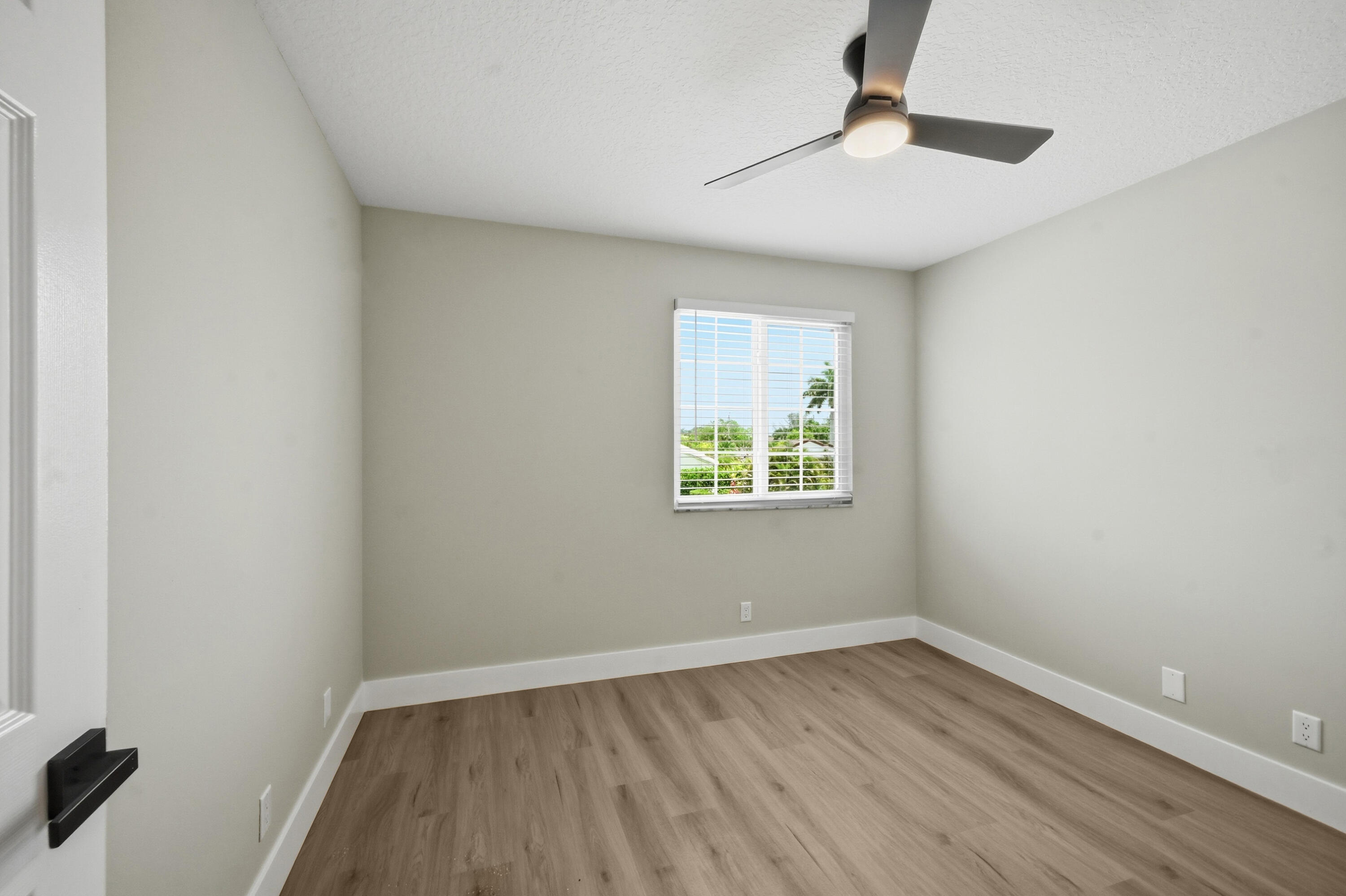 COQUINA LAKES - Residential