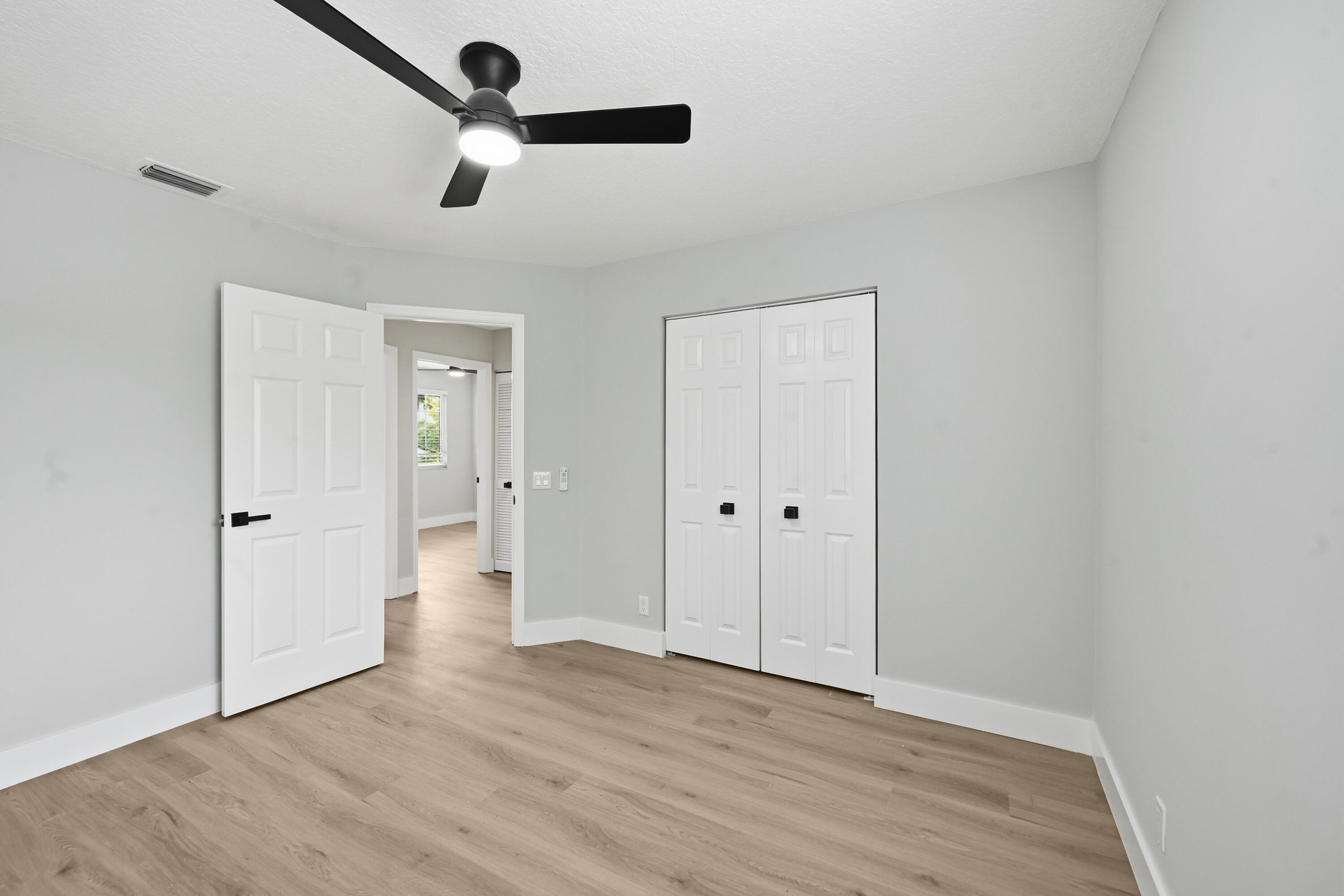 COQUINA LAKES - Residential