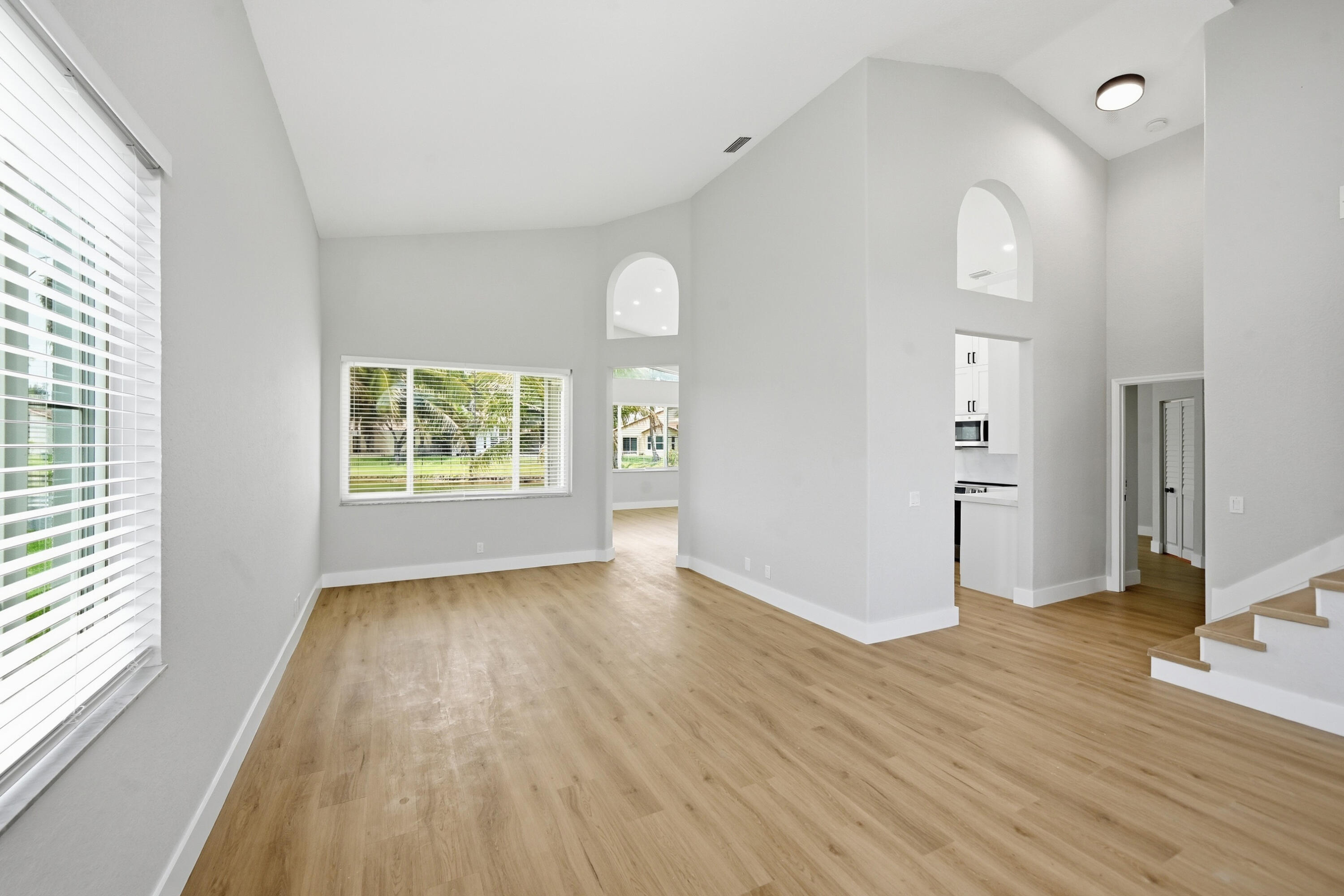 COQUINA LAKES - Residential