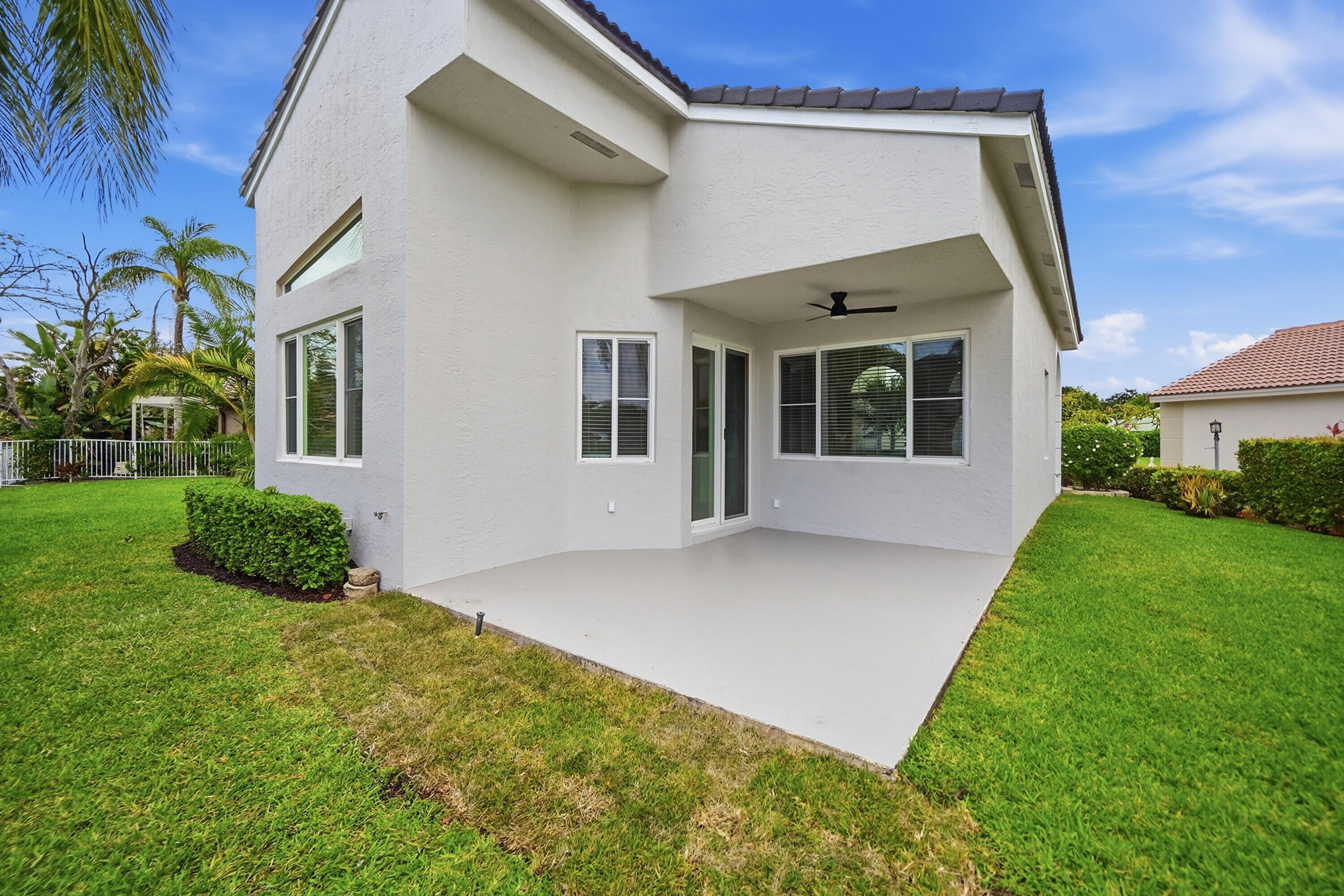 COQUINA LAKES - Residential